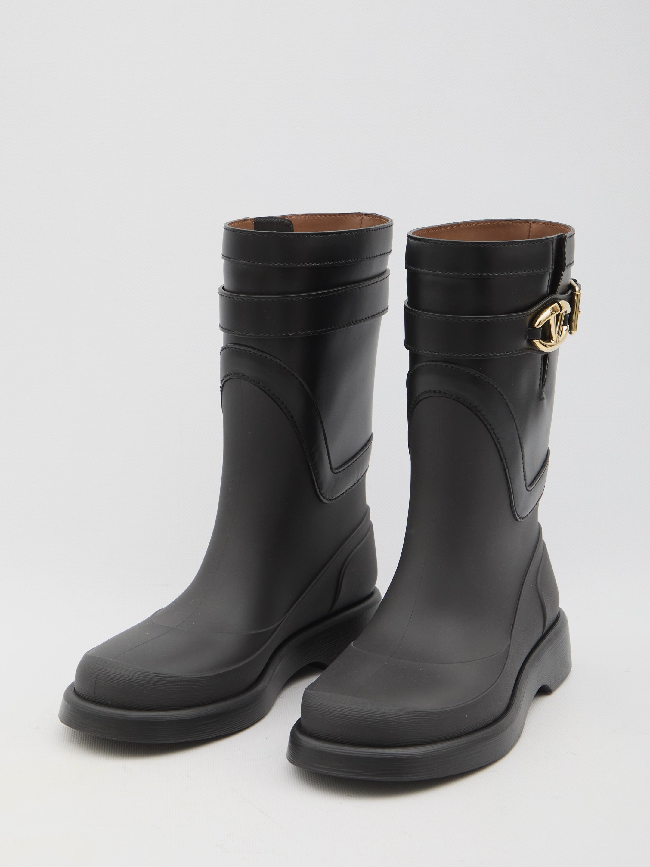 VLogo The Bold Edition boots