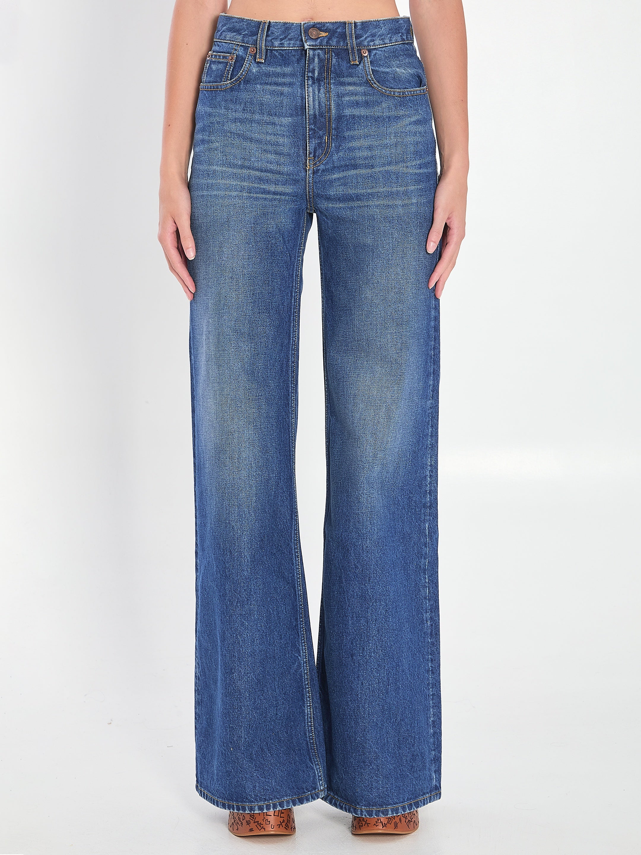 Wide-leg Jeans