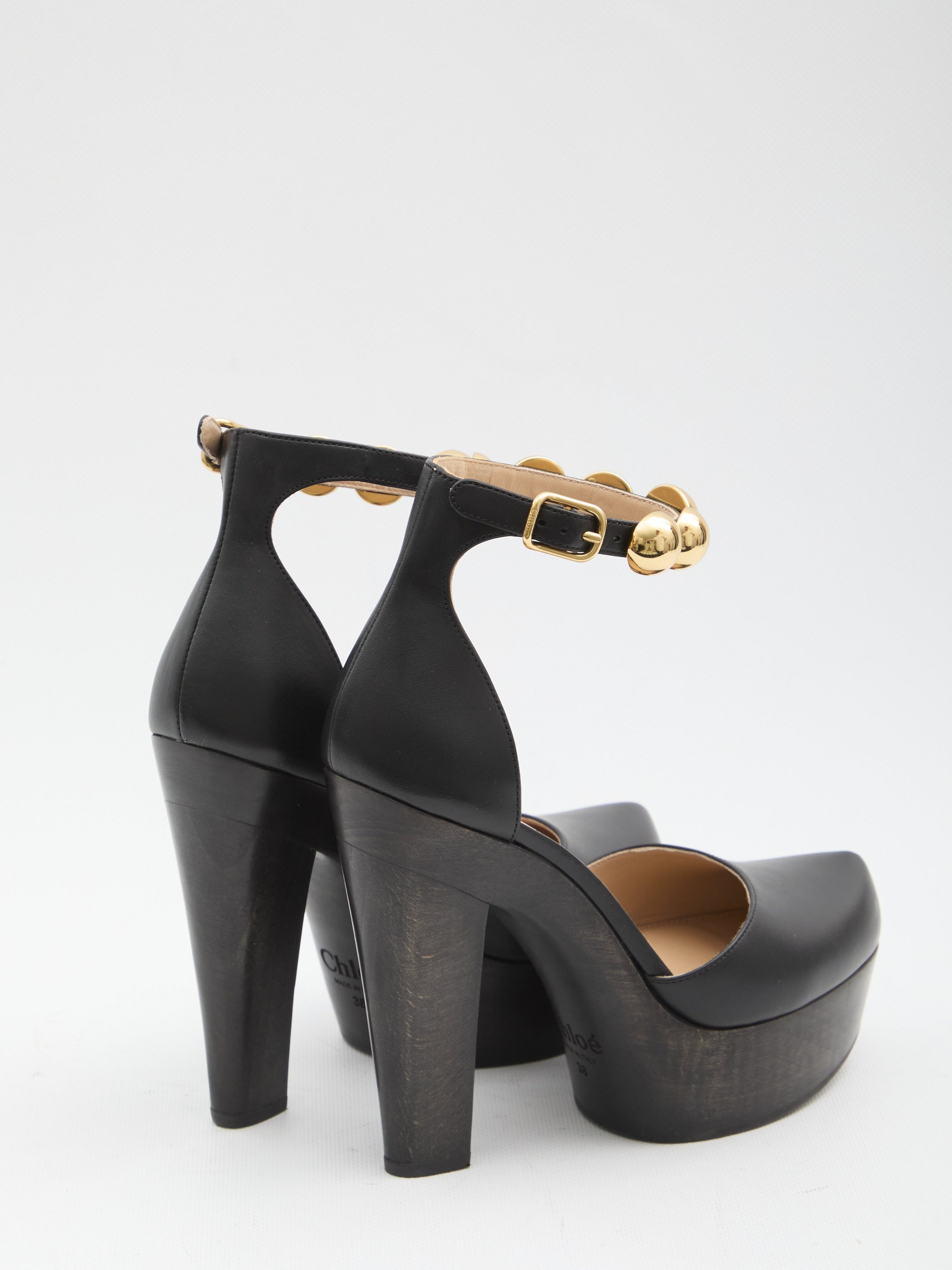 Lola platform pumps