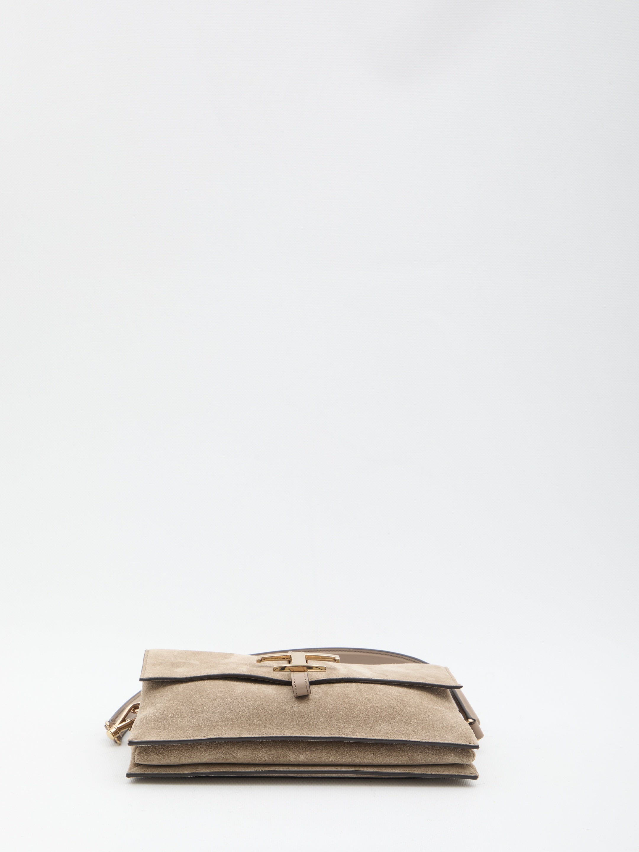 T Timelss flap bag in leather