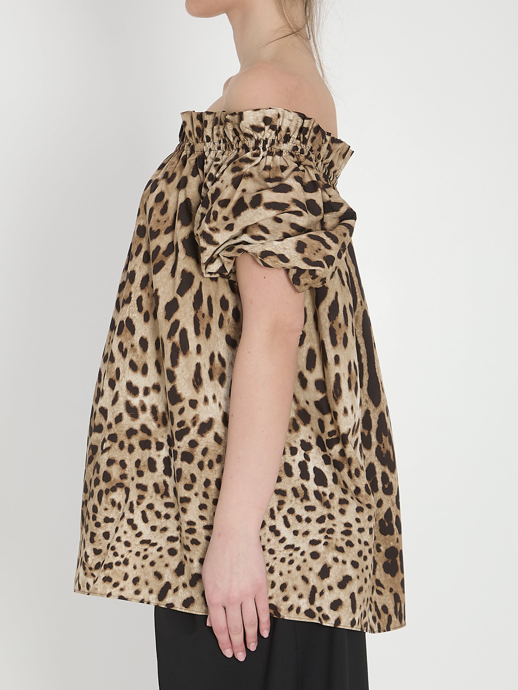 Leopard print poplin top