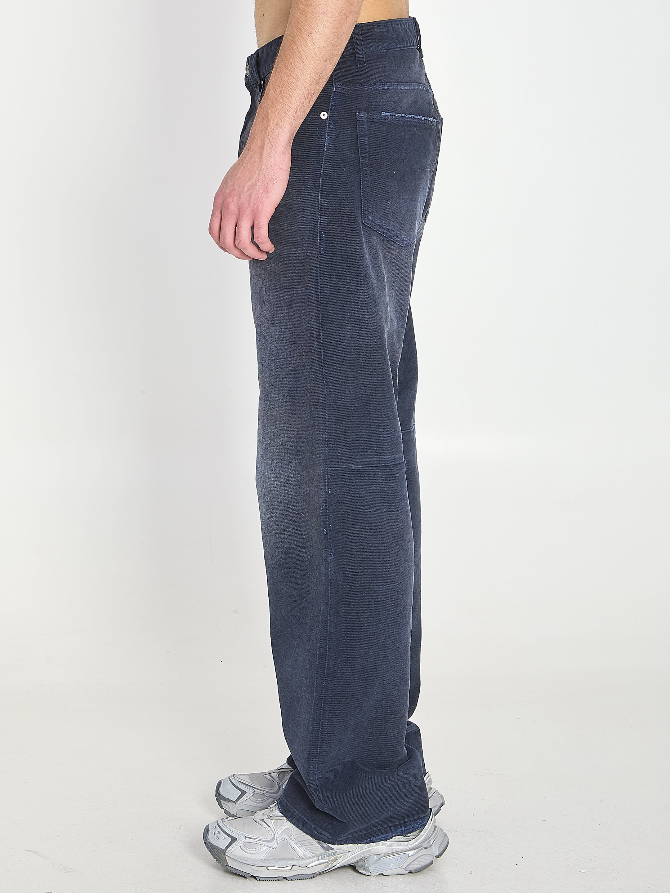 Baggy jeans