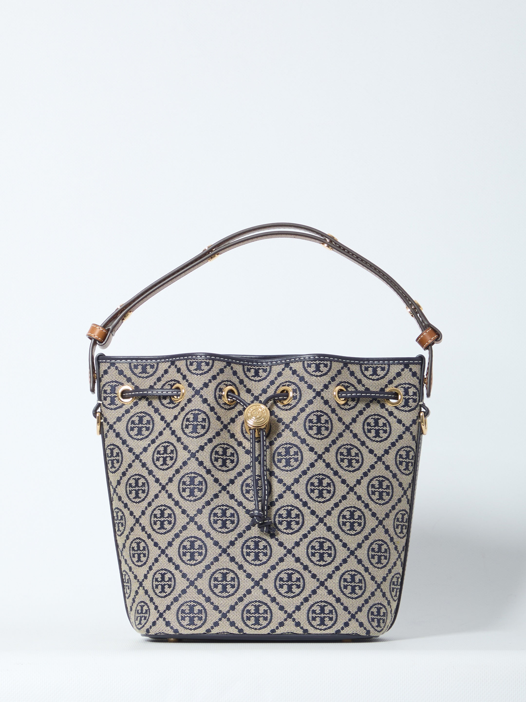 T Monogram bucket bag