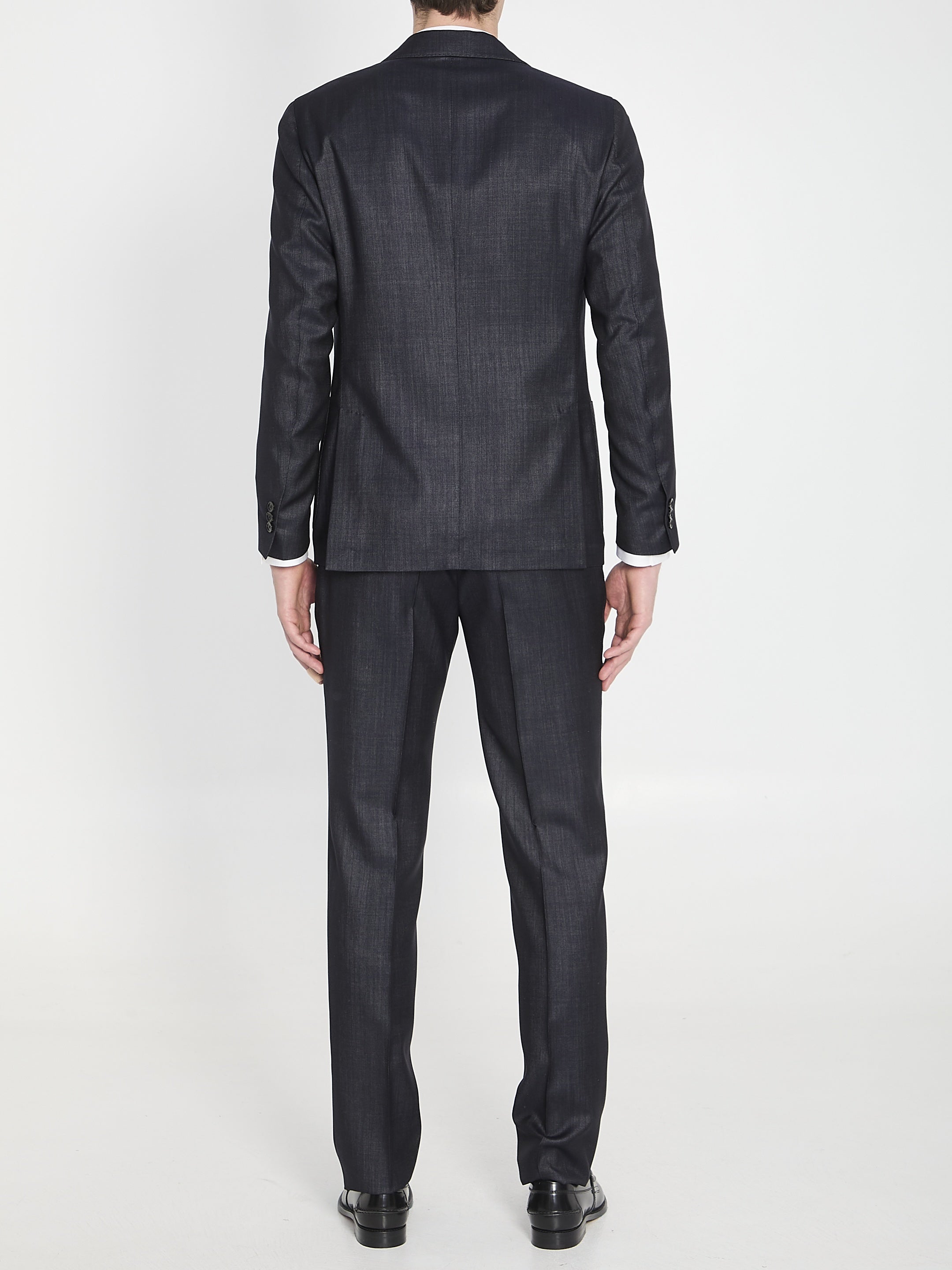 Single-breasted wool blend suit