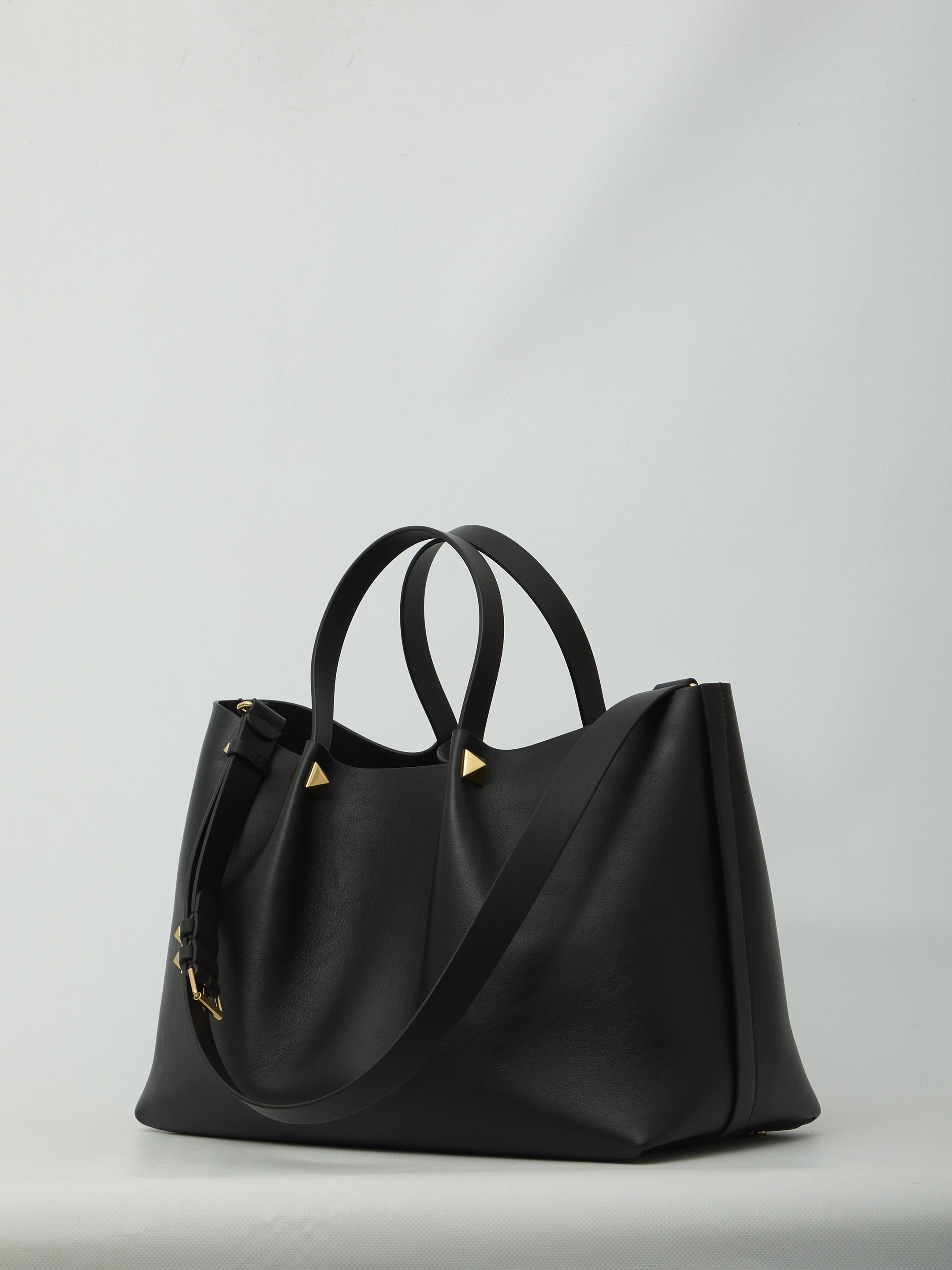 Large VLogo Signature tote bag