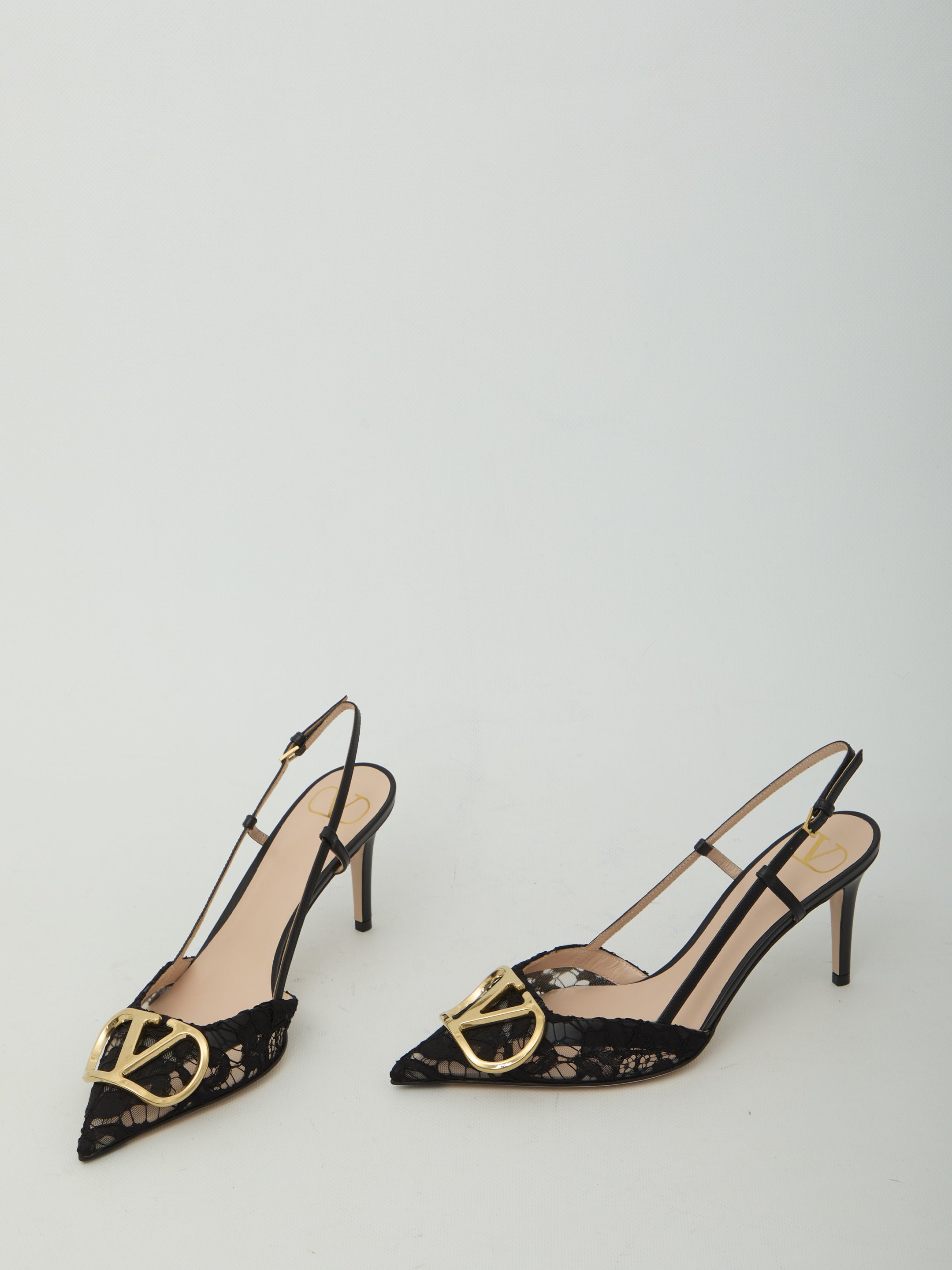 VLogo Signature slingback pumps in lace