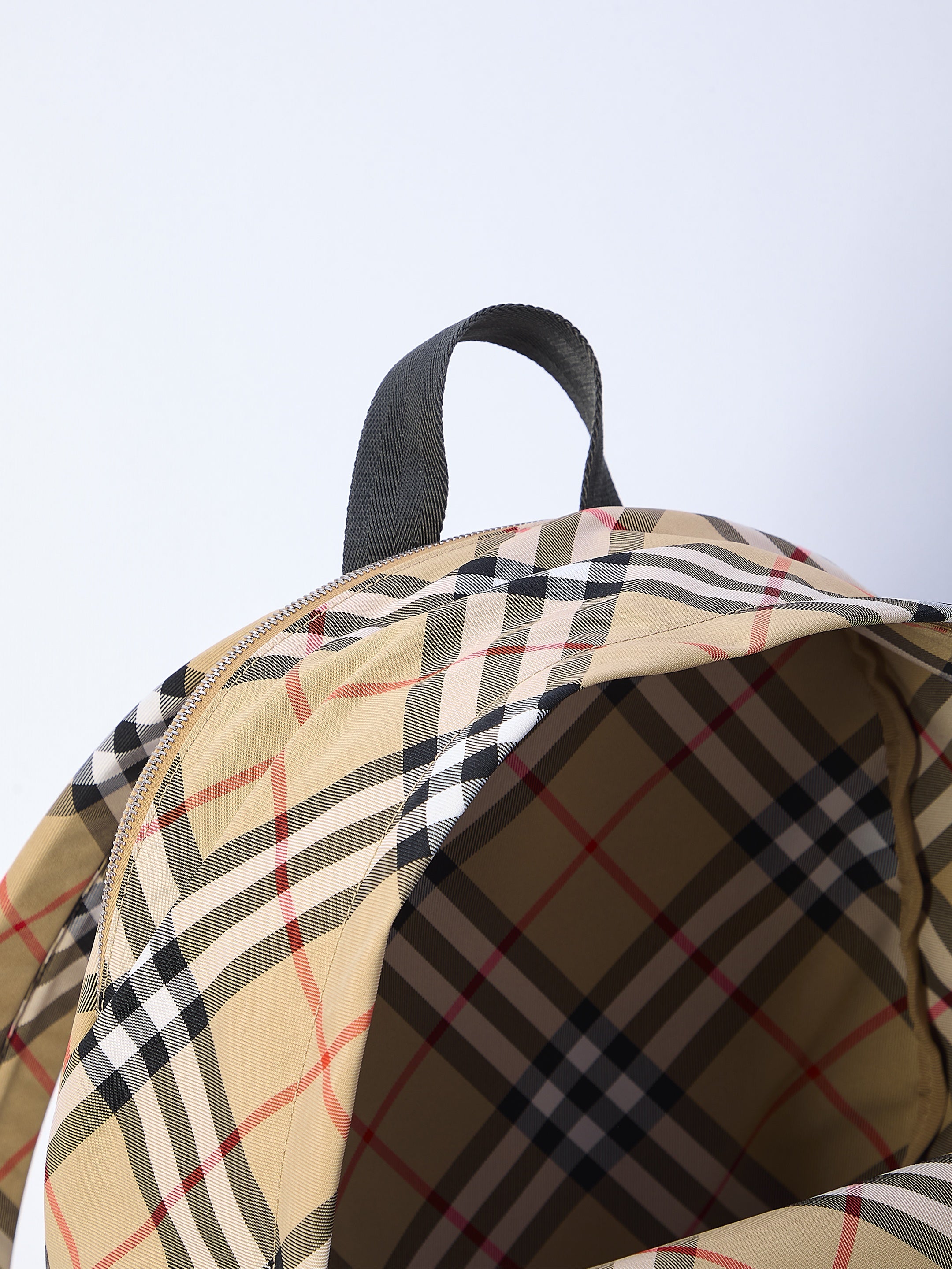 Check backpack