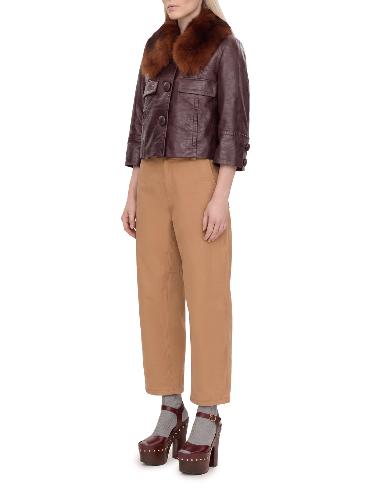 Short leather jacket