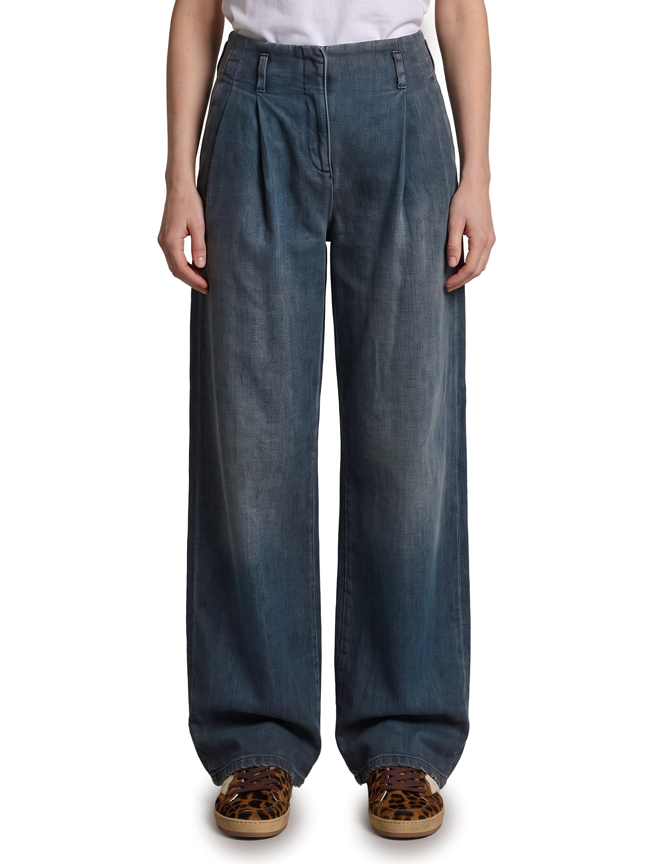 Medium wash cotton pants