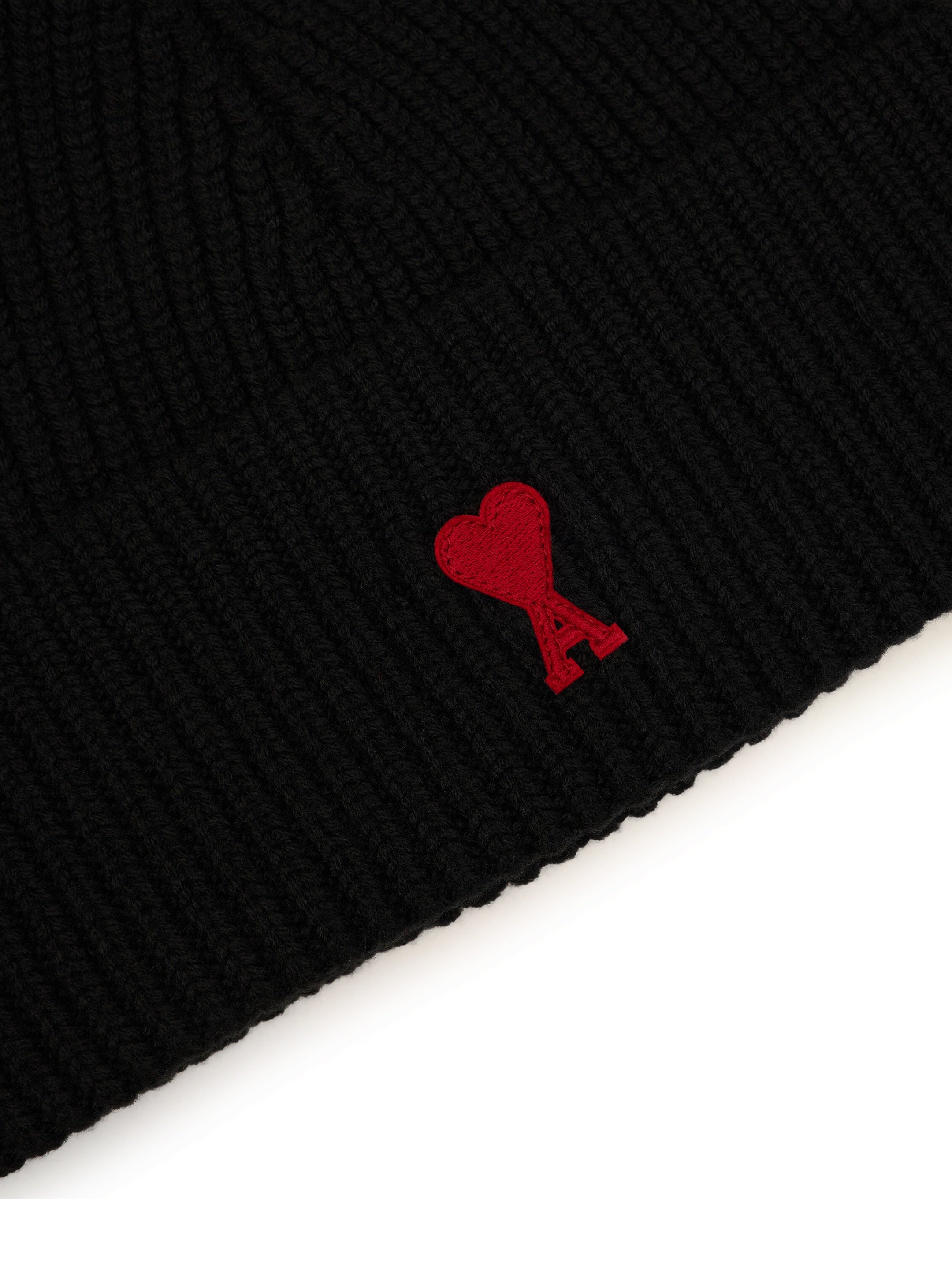 Black Ami de Coeur beanie