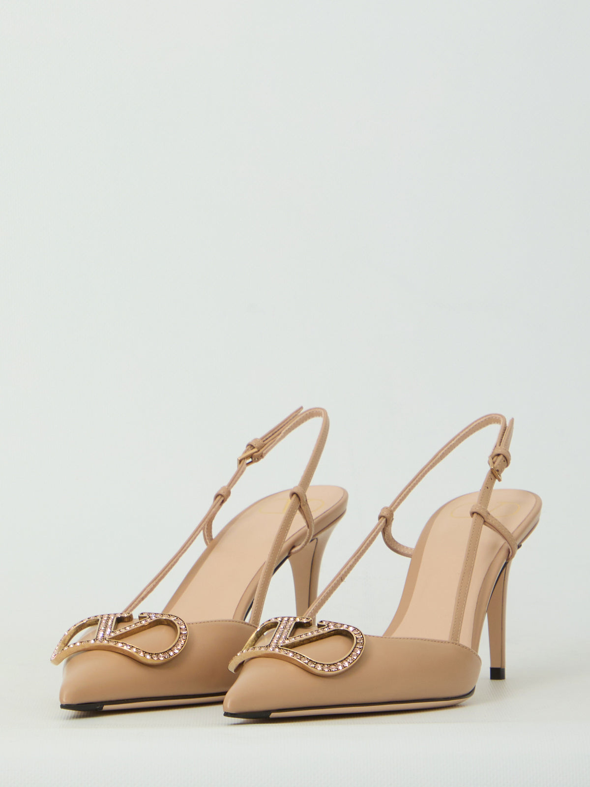 VLogo Signature slingback pumps