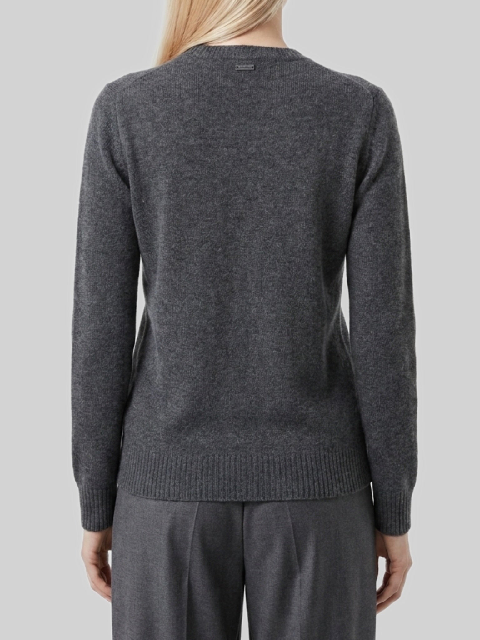 Lume sweater in dark grey cashmere