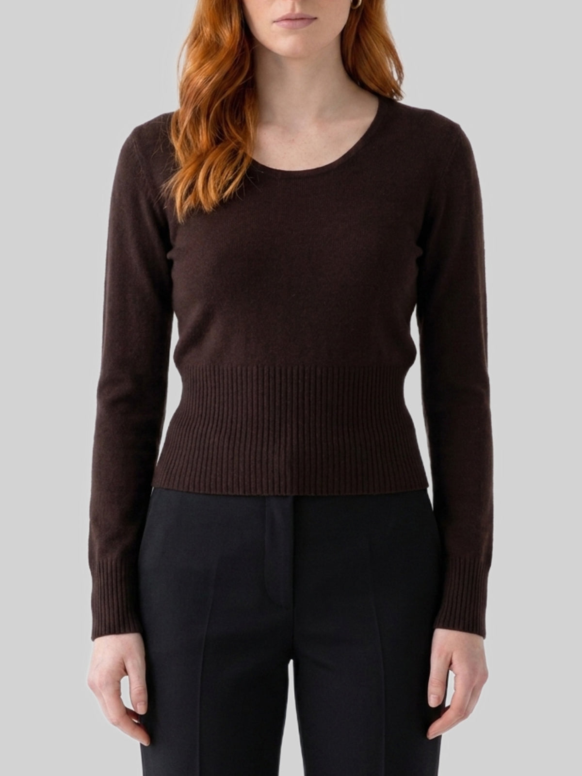Dark brown crewneck Vetta top
