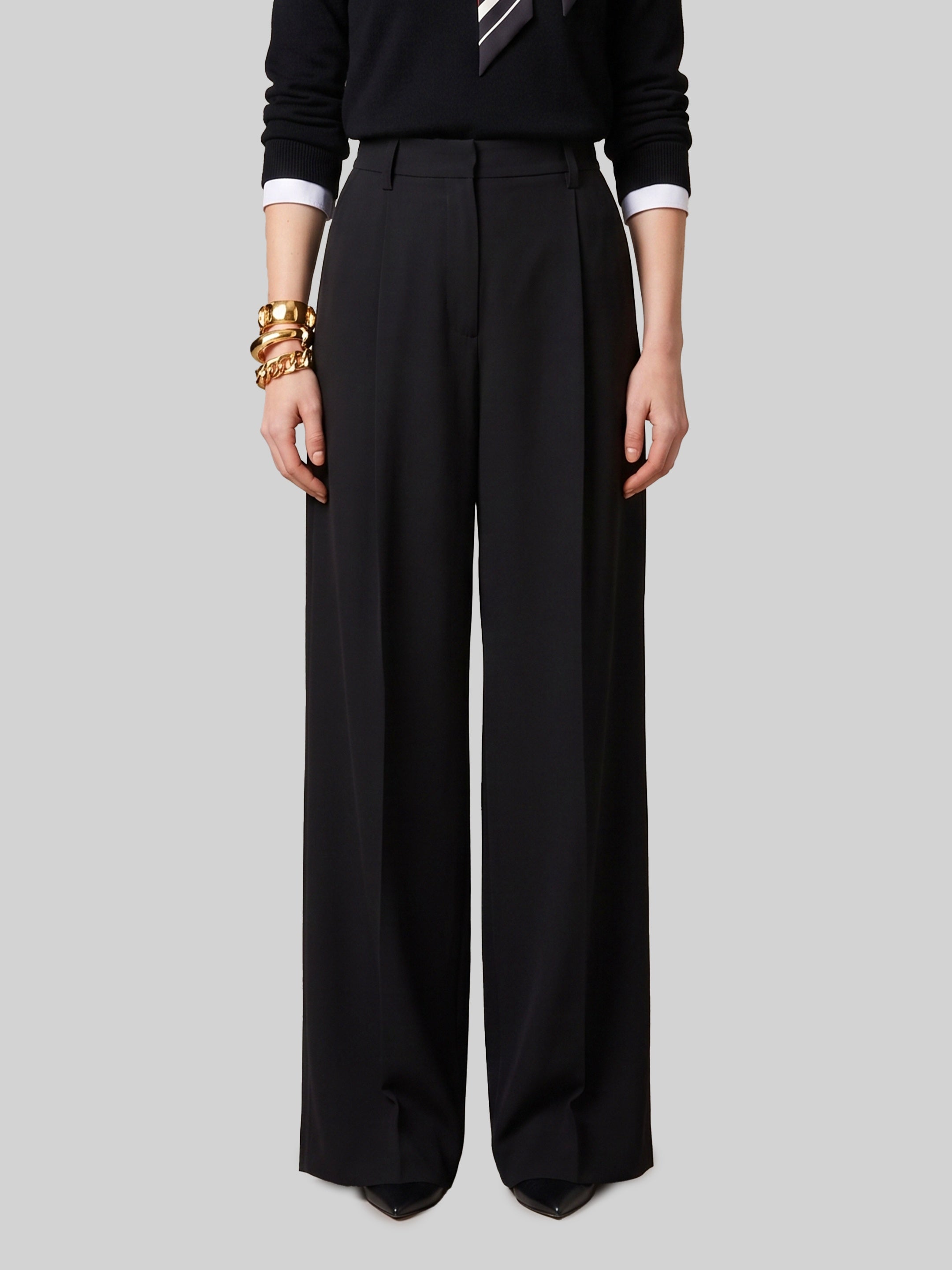 Light stretch canvas pants in black