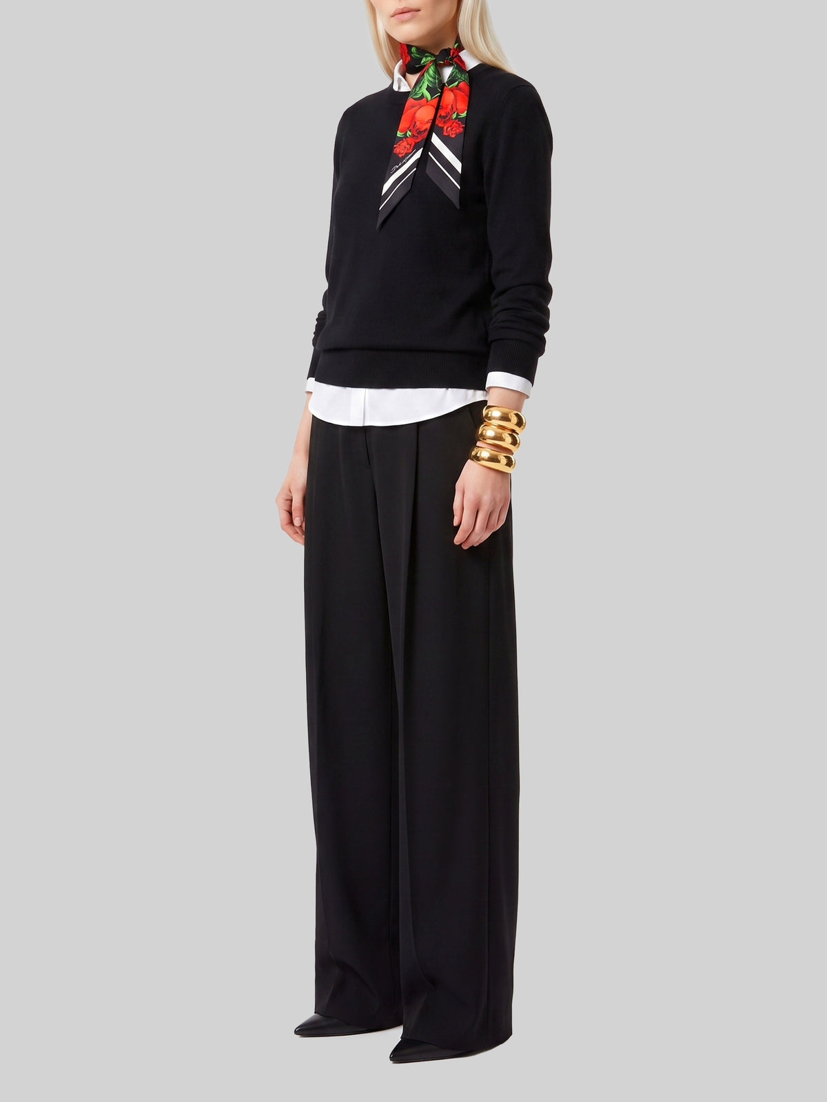 Light stretch canvas pants in black