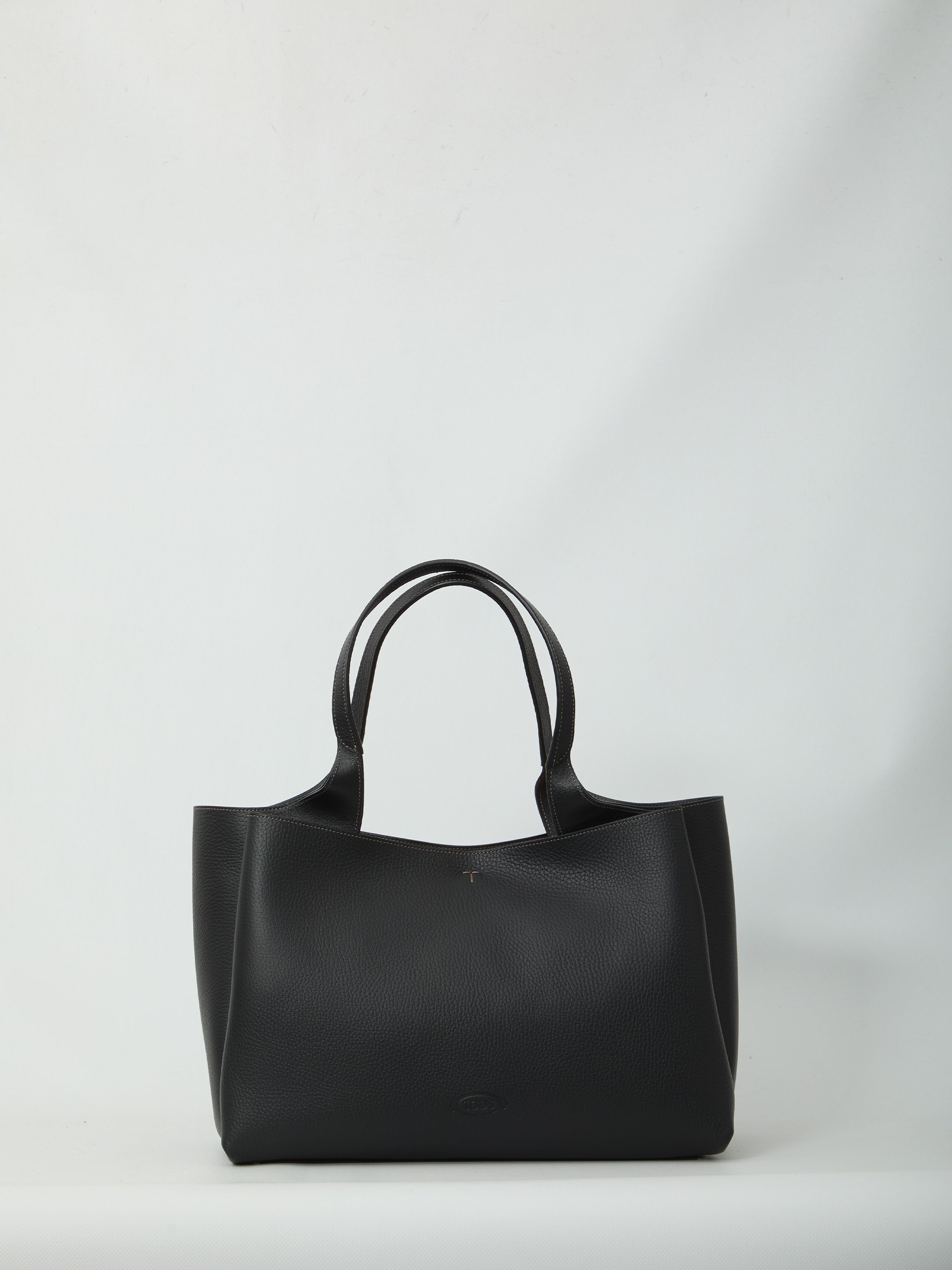 Tod's medium leather bag