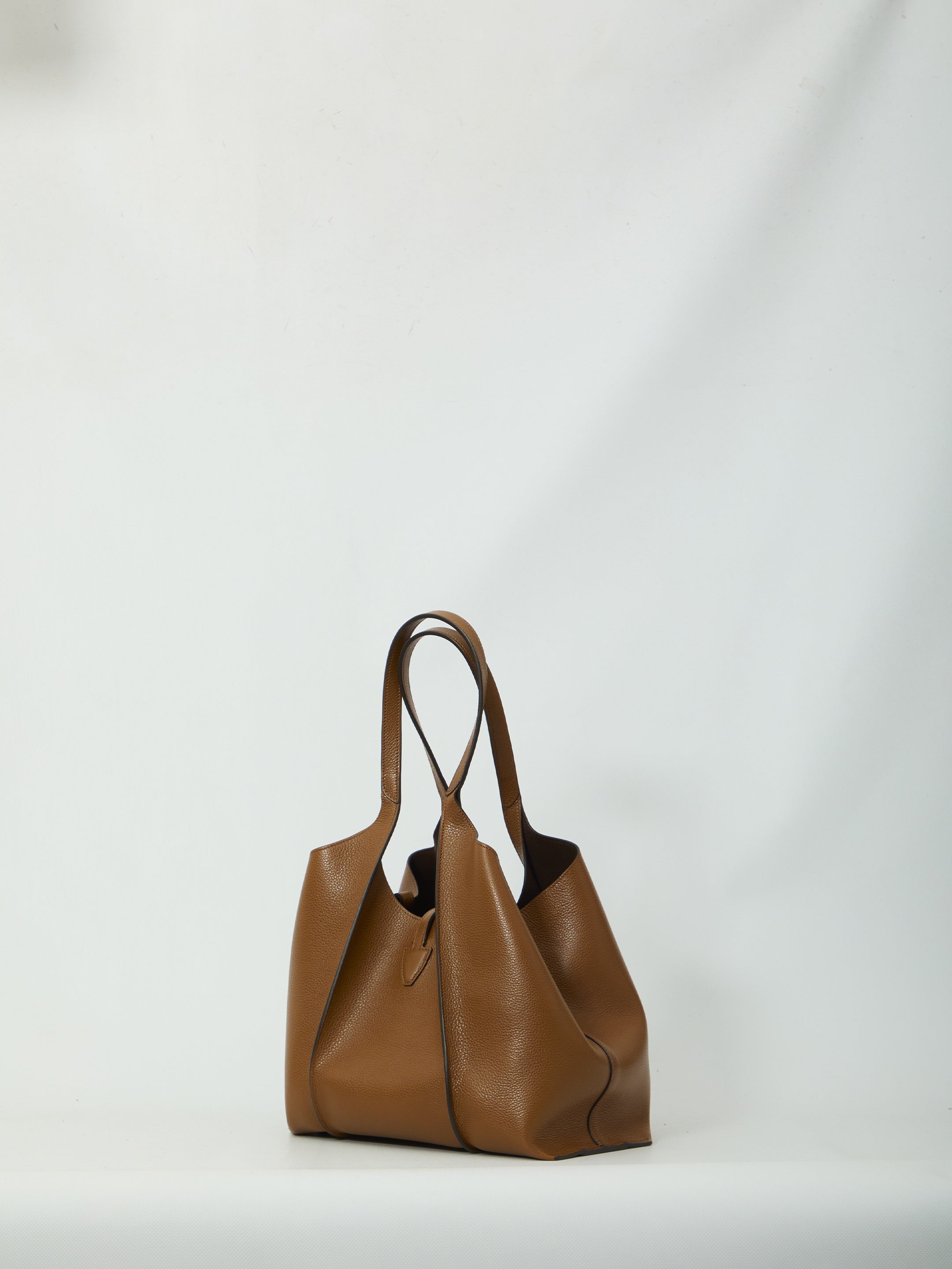 Small T Timeless shopping bag