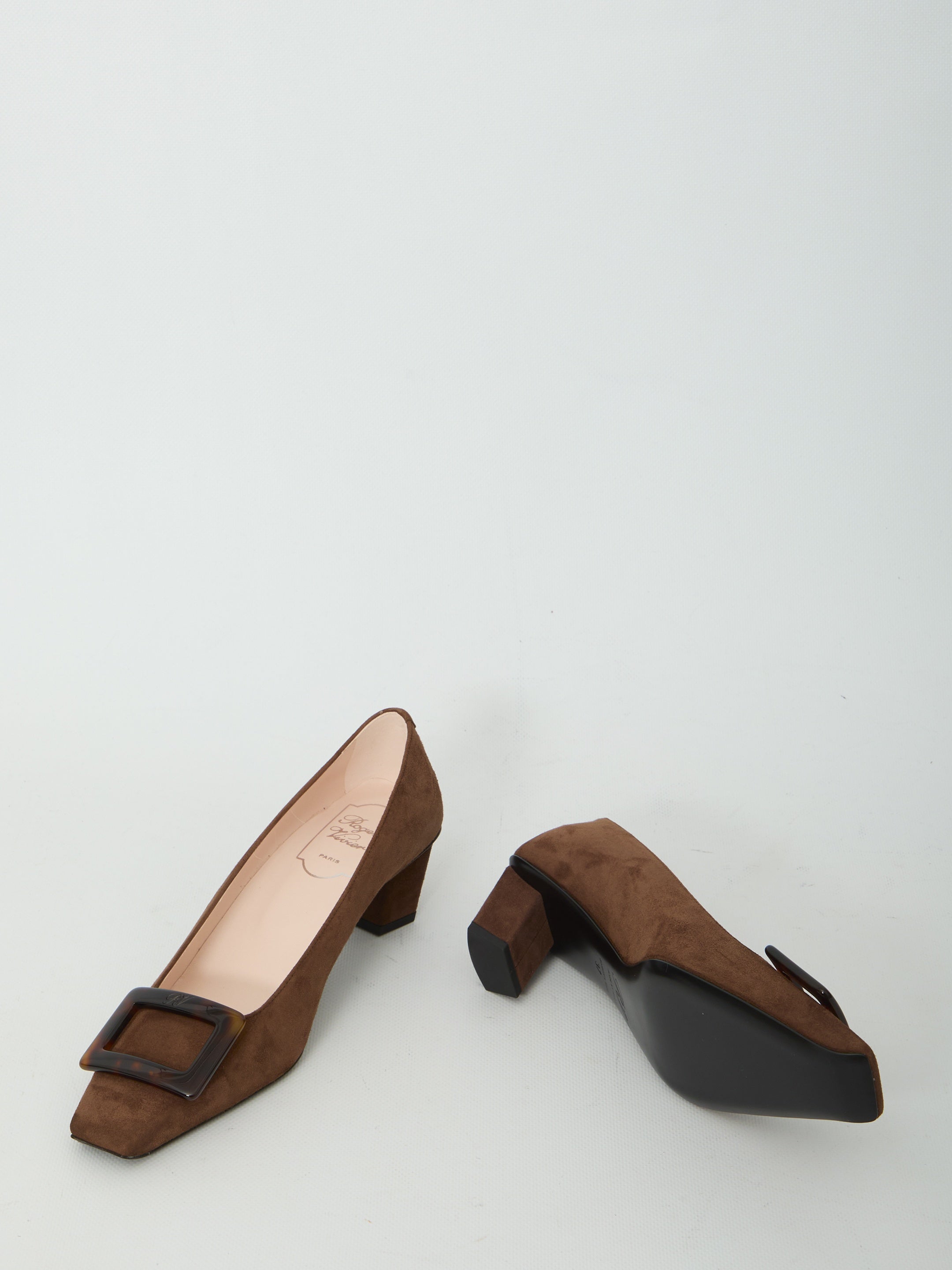 Belle Vivier pumps in suede