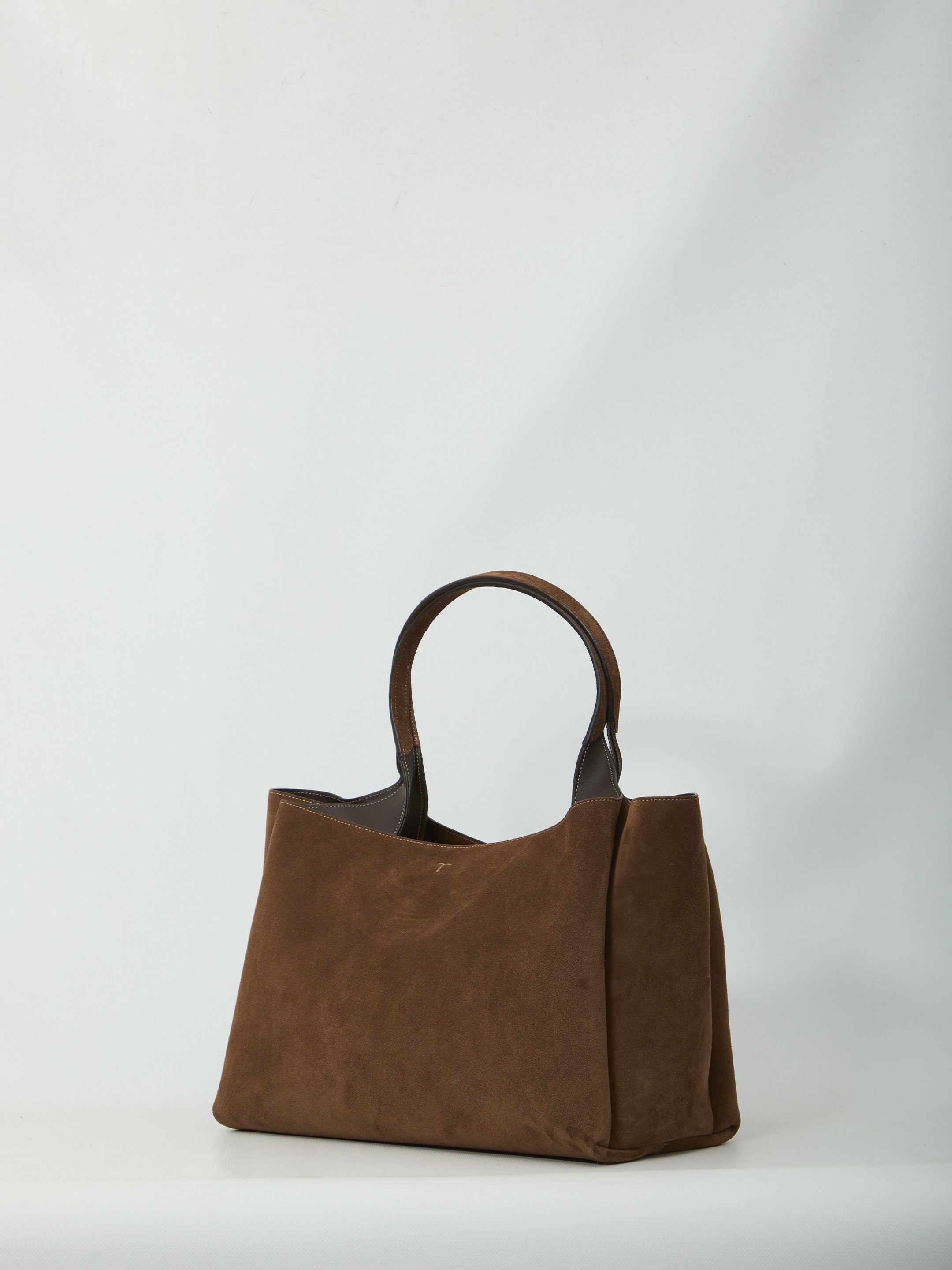Medium suede leather bag