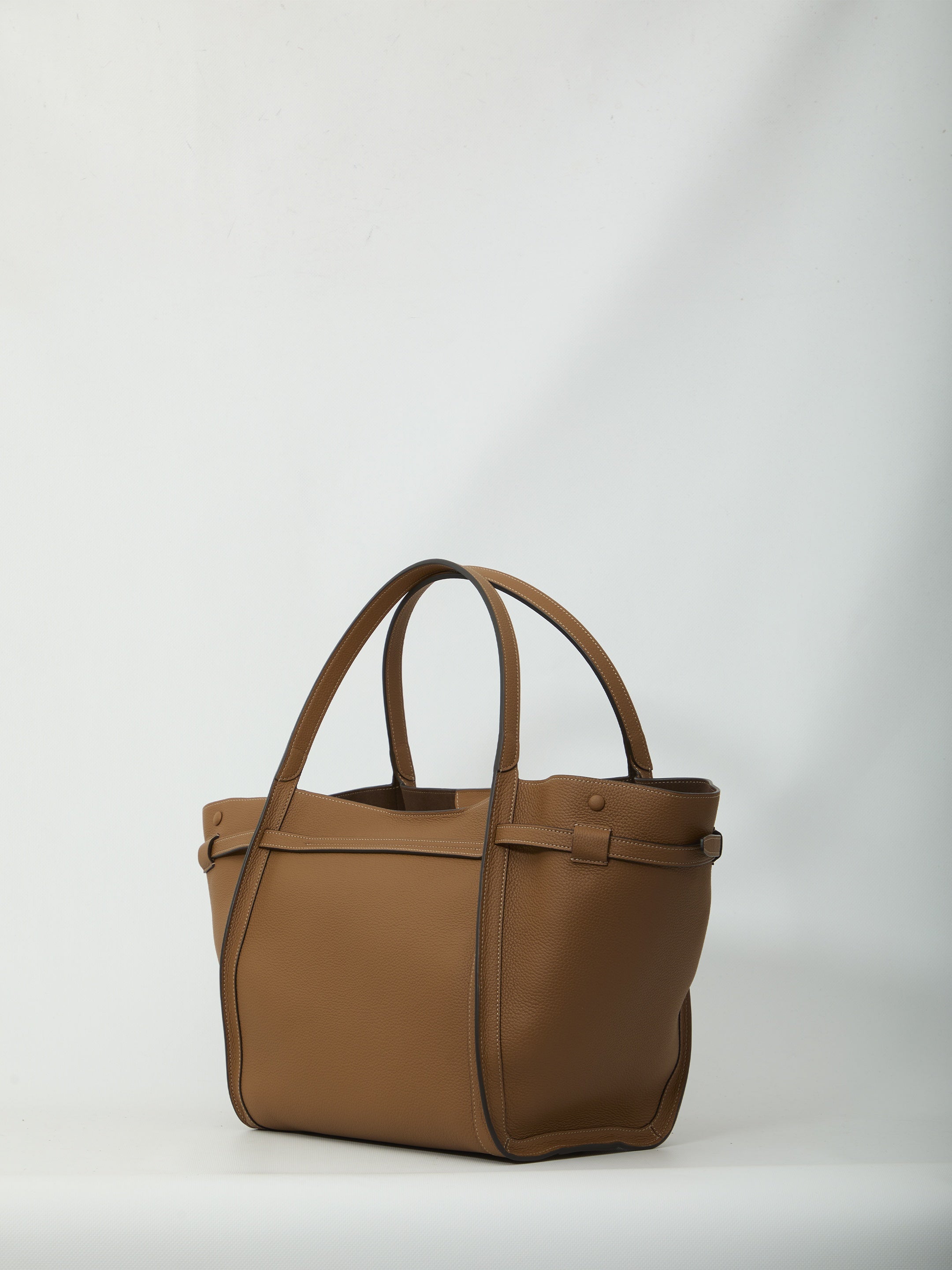 Medium T Signature shopping bag