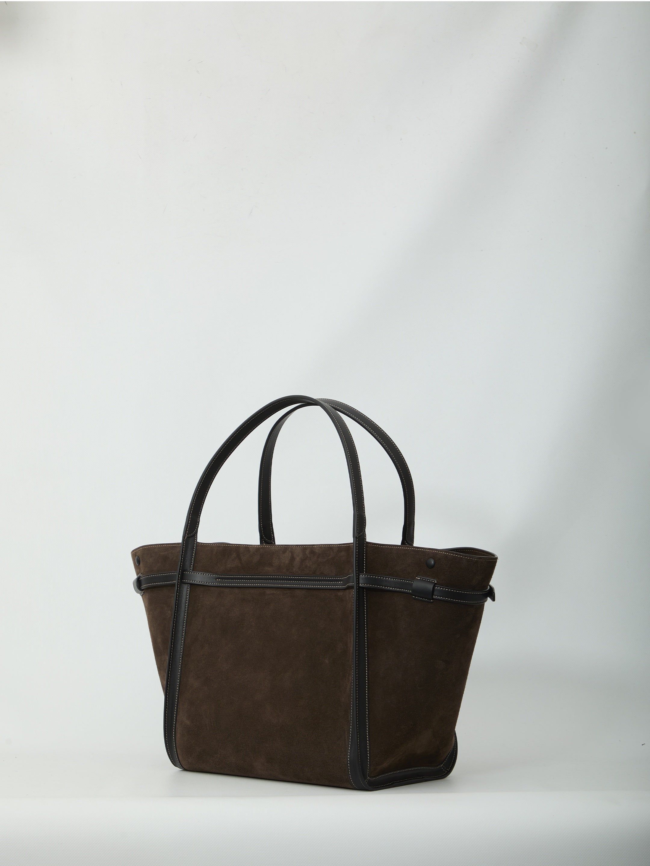 Medium T Signature shopping bag