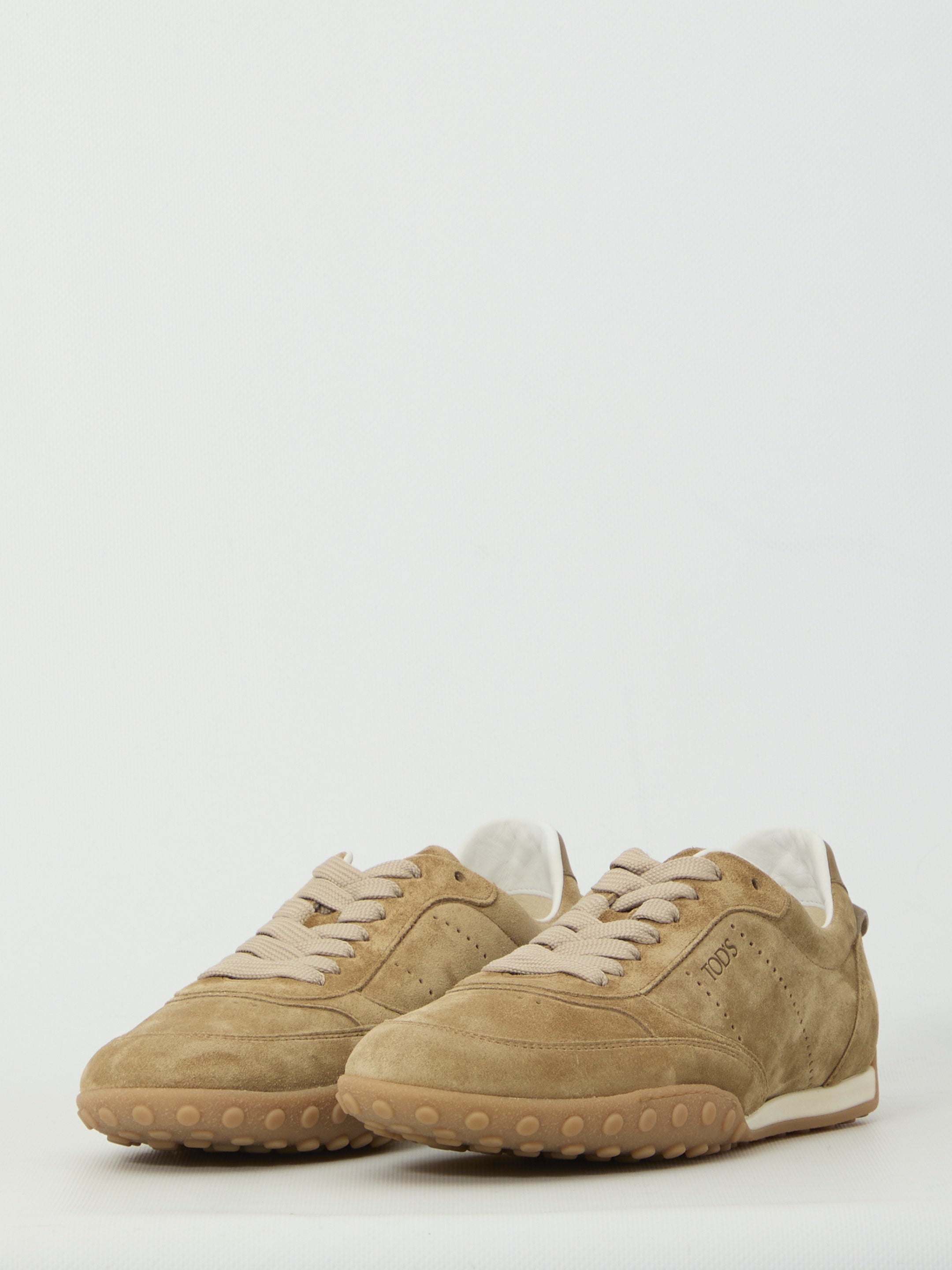 Cappuccino suede sneakers