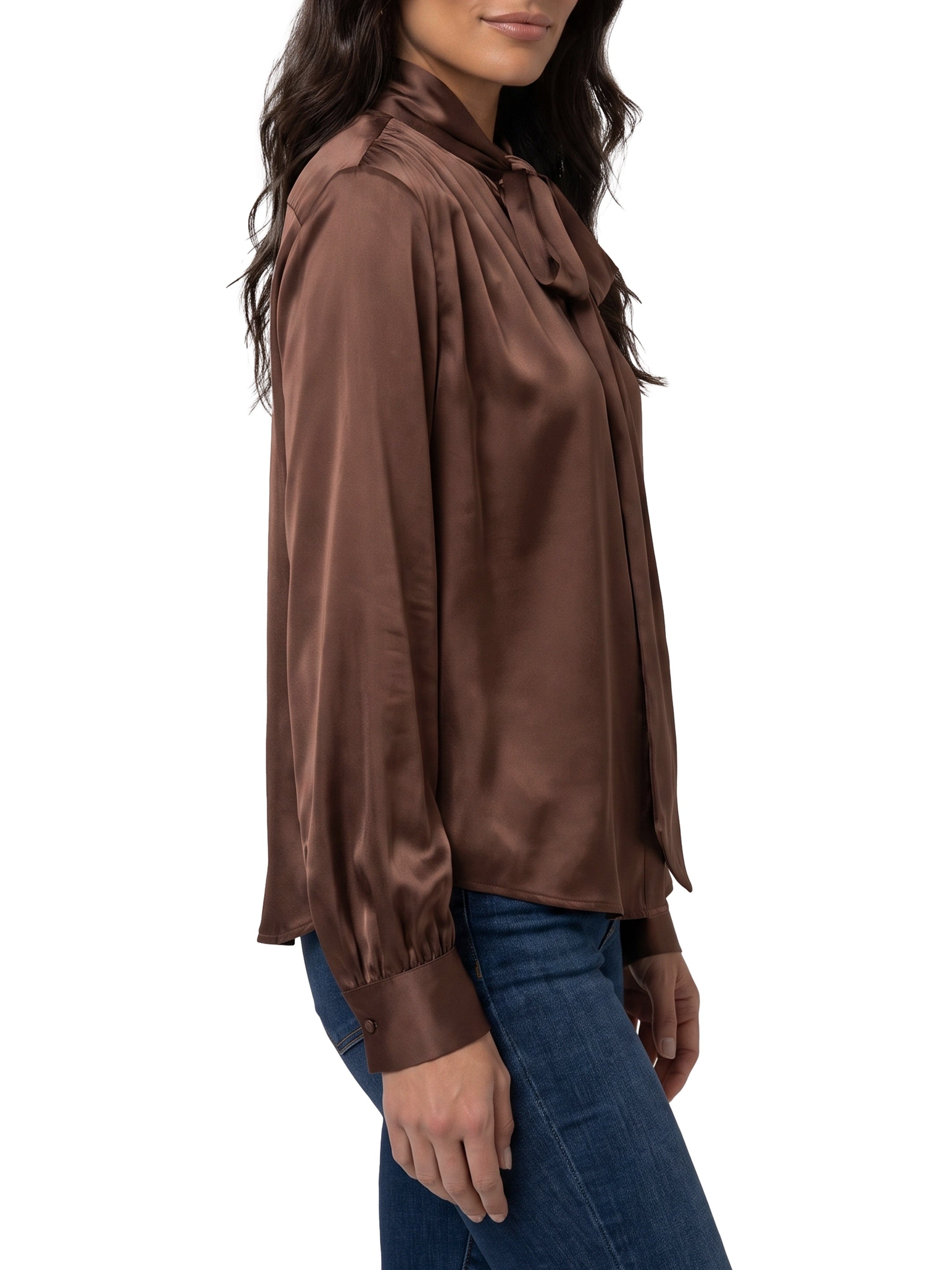 Silk-blouse blouse with bow