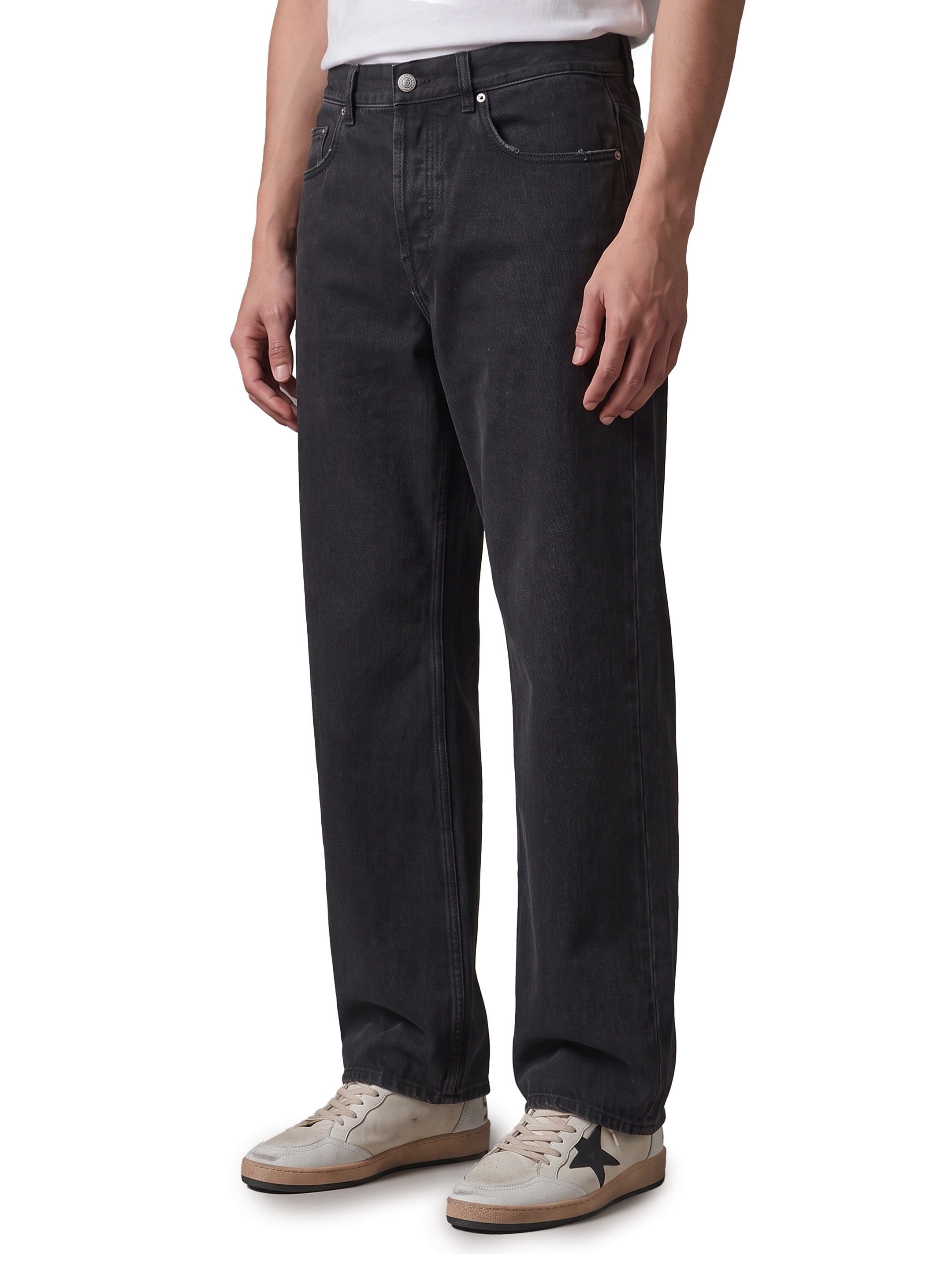 Black vintage-effect jeans
