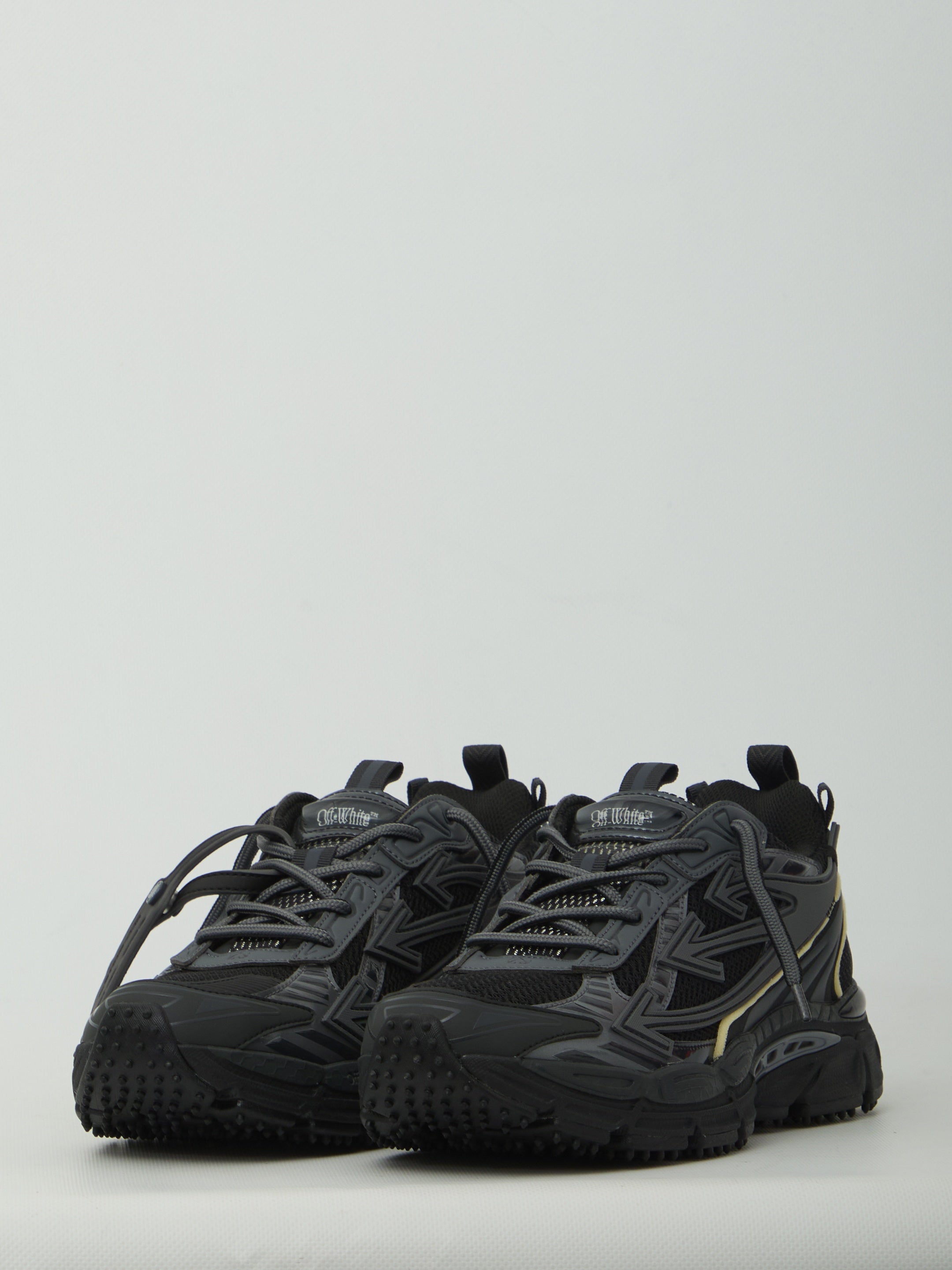 Be Right Back sneakers