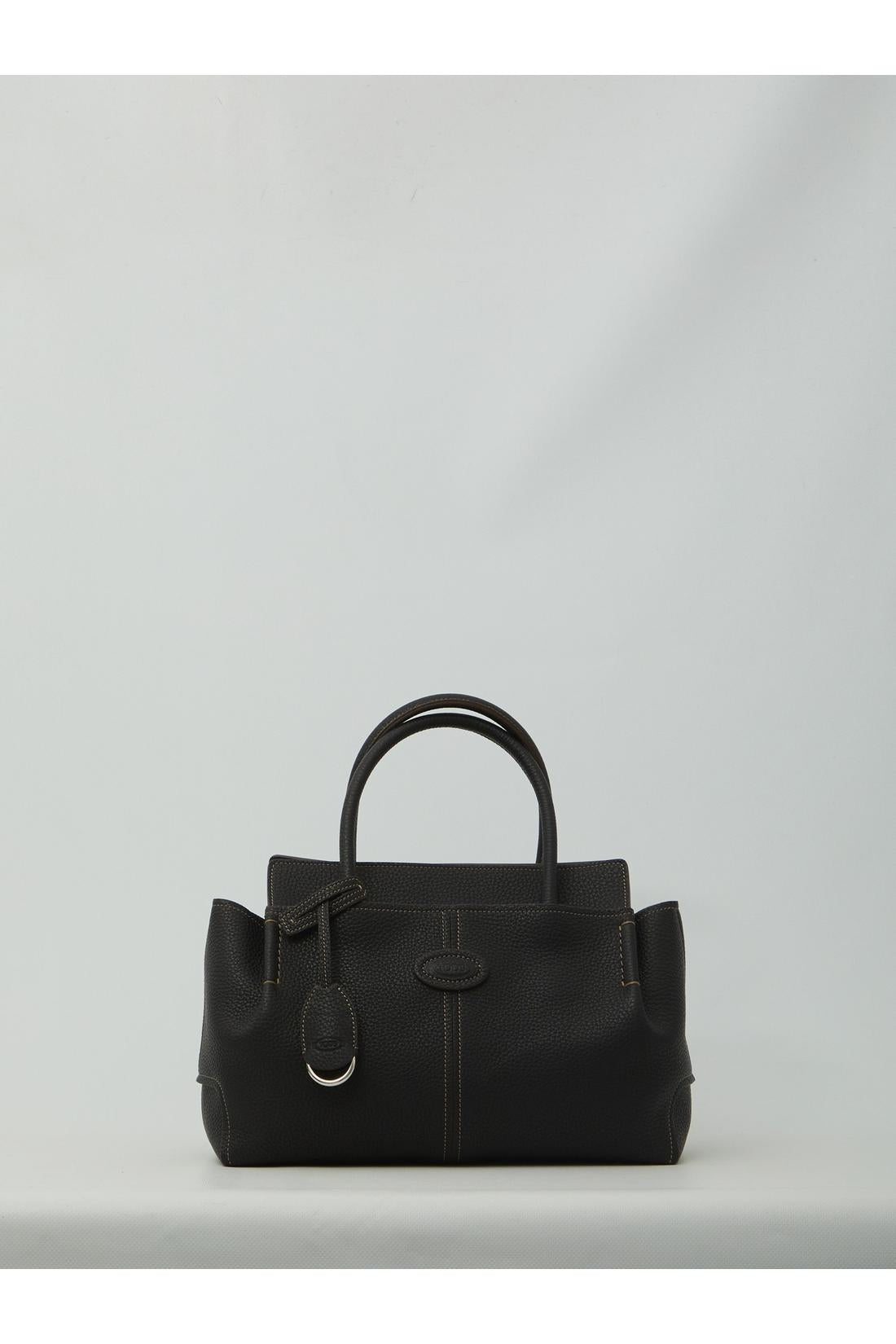 Tod'S Small hammered leather shopping bag, Taschen