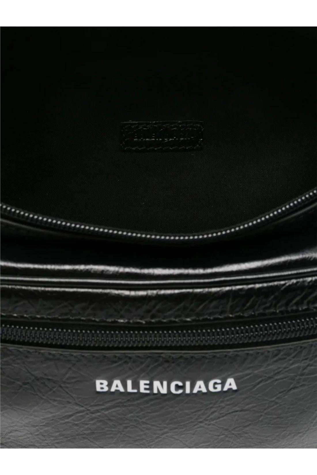 Explorer belt bag