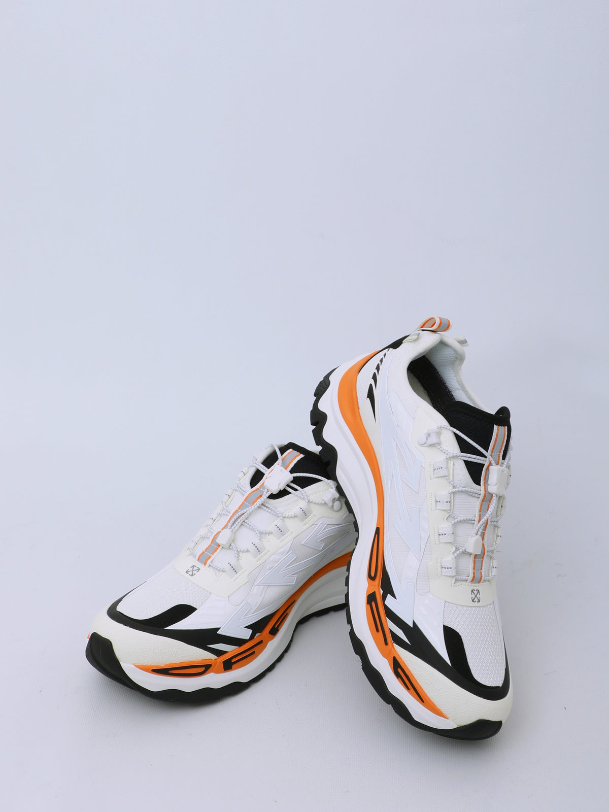 BRB Trail Low sneakers