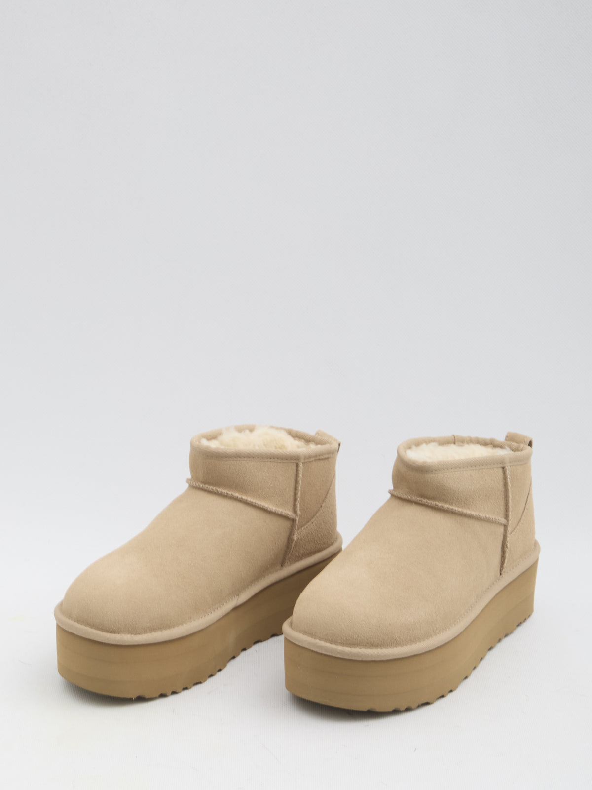 Women's Classic Ultra Mini Platform boots