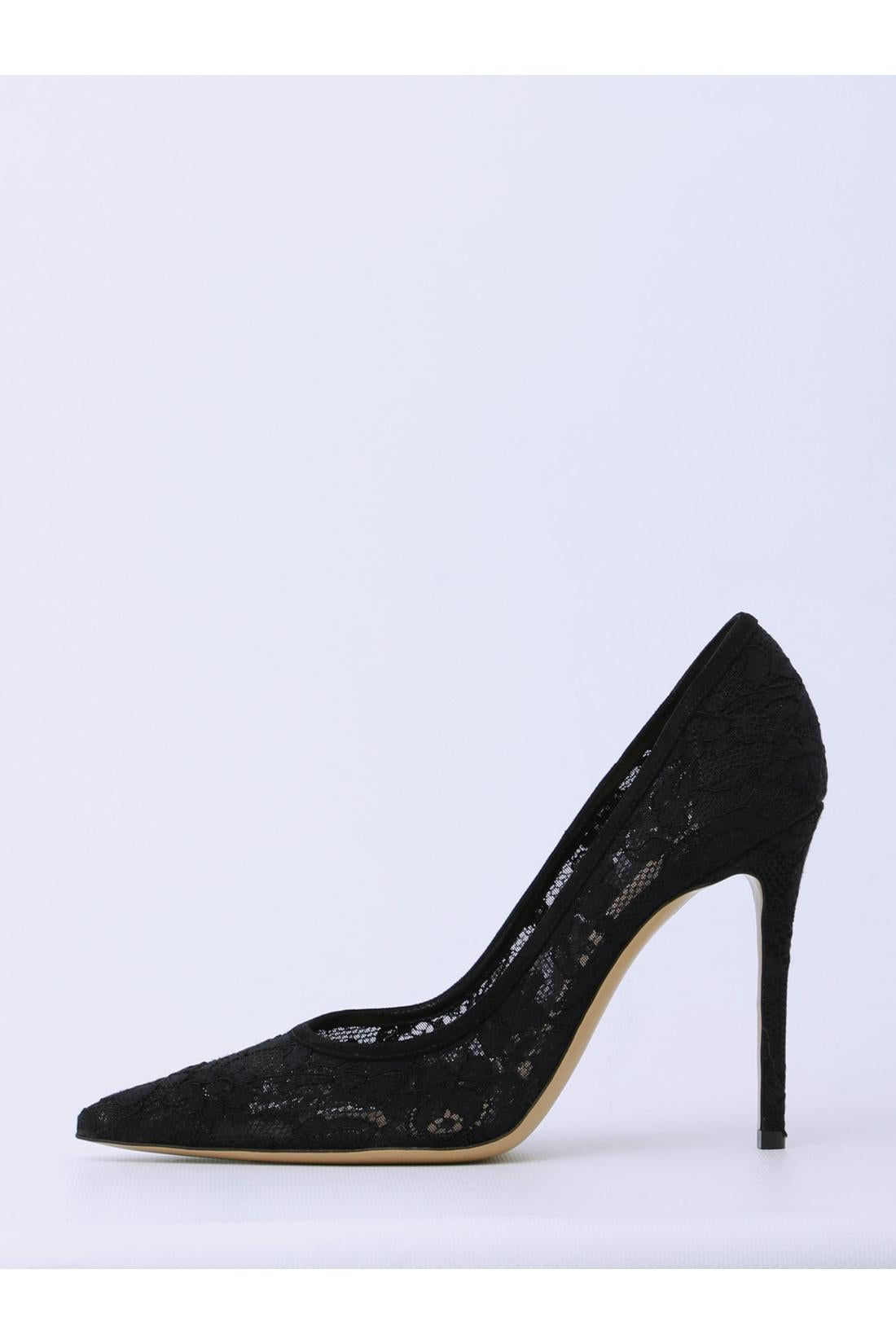 Gianvito Rossi Claudia Lyon 100 lace pumps, Pumps