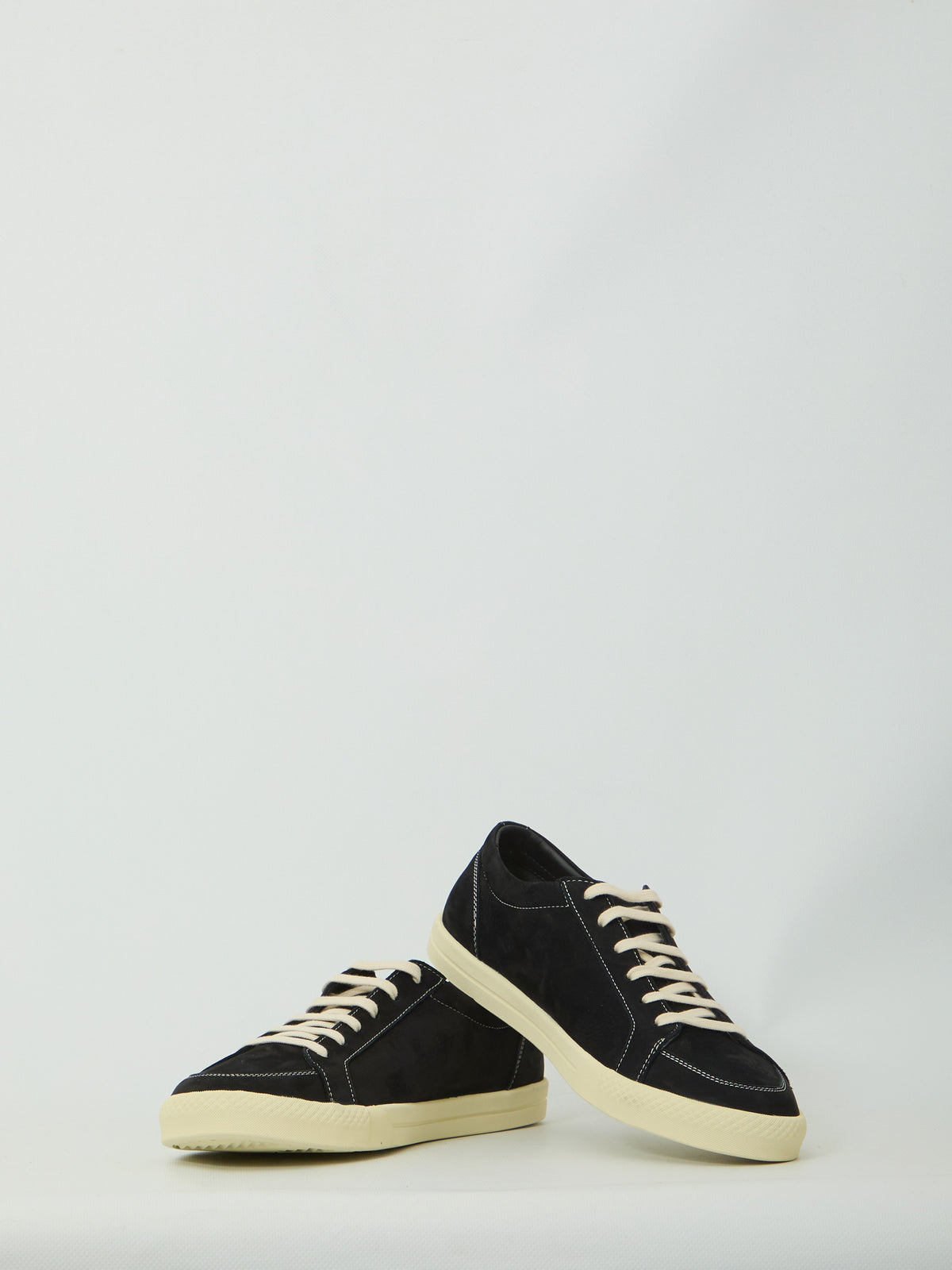 Black nubuck Premium Skate sneakers