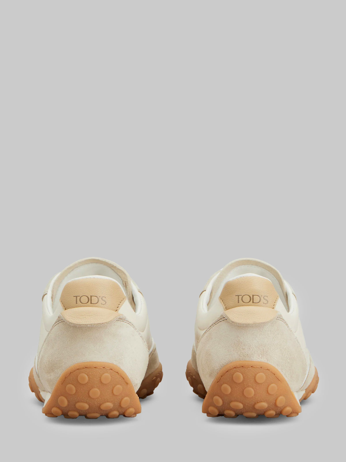 Sneakers in smooth leather and suede