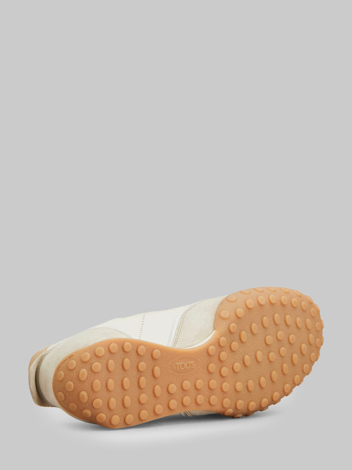 Sneakers in smooth leather and suede