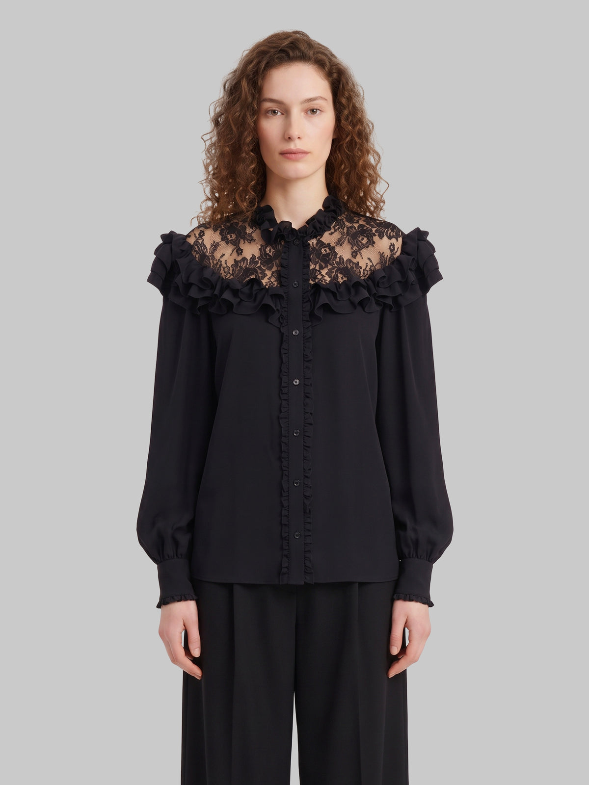 High-neck ruffled blouse in crêpe de chine and lace