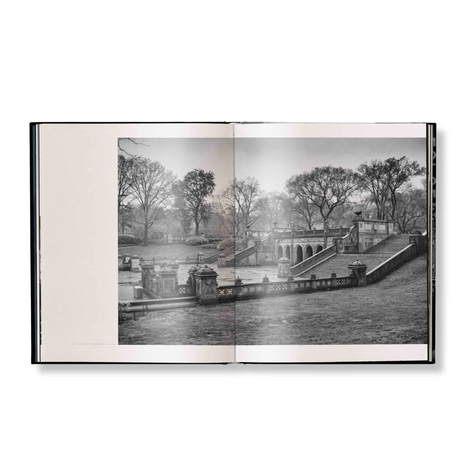 Gestalten Eu Shop-New York Street Diaries-Book-Black-Deal-Outlet-by-ARCHIVIST