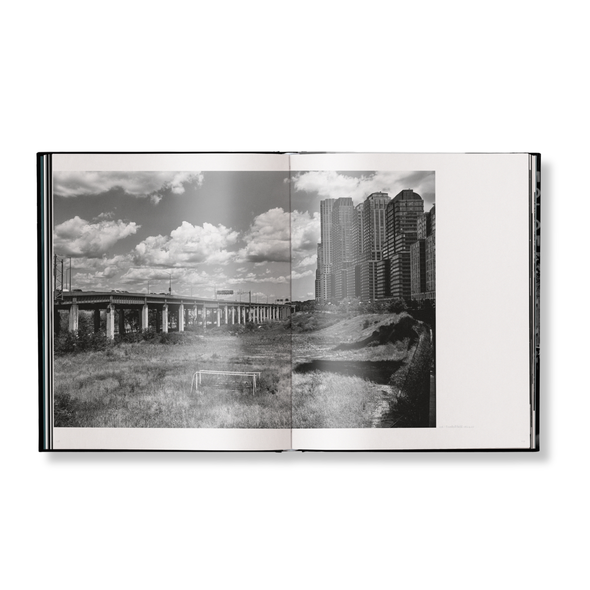 Gestalten Eu Shop-New York Street Diaries-Book-Black-Deal-Outlet-by-ARCHIVIST