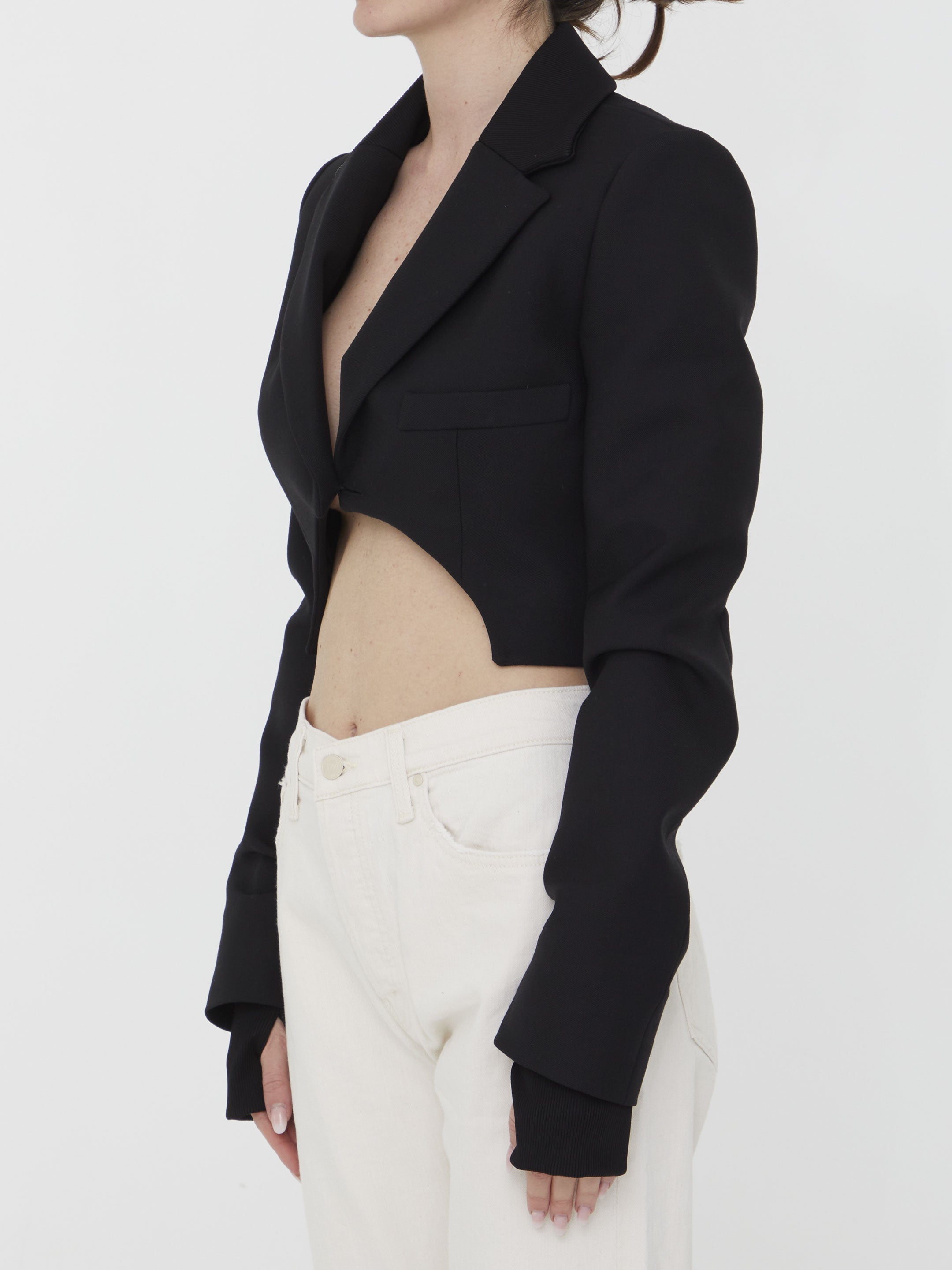 OFF-WHITE-OUTLET-SALE-Asymmetrical-cropped-jacket-Jacken-Mantel-ARCHIVE-COLLECTION-2.jpg