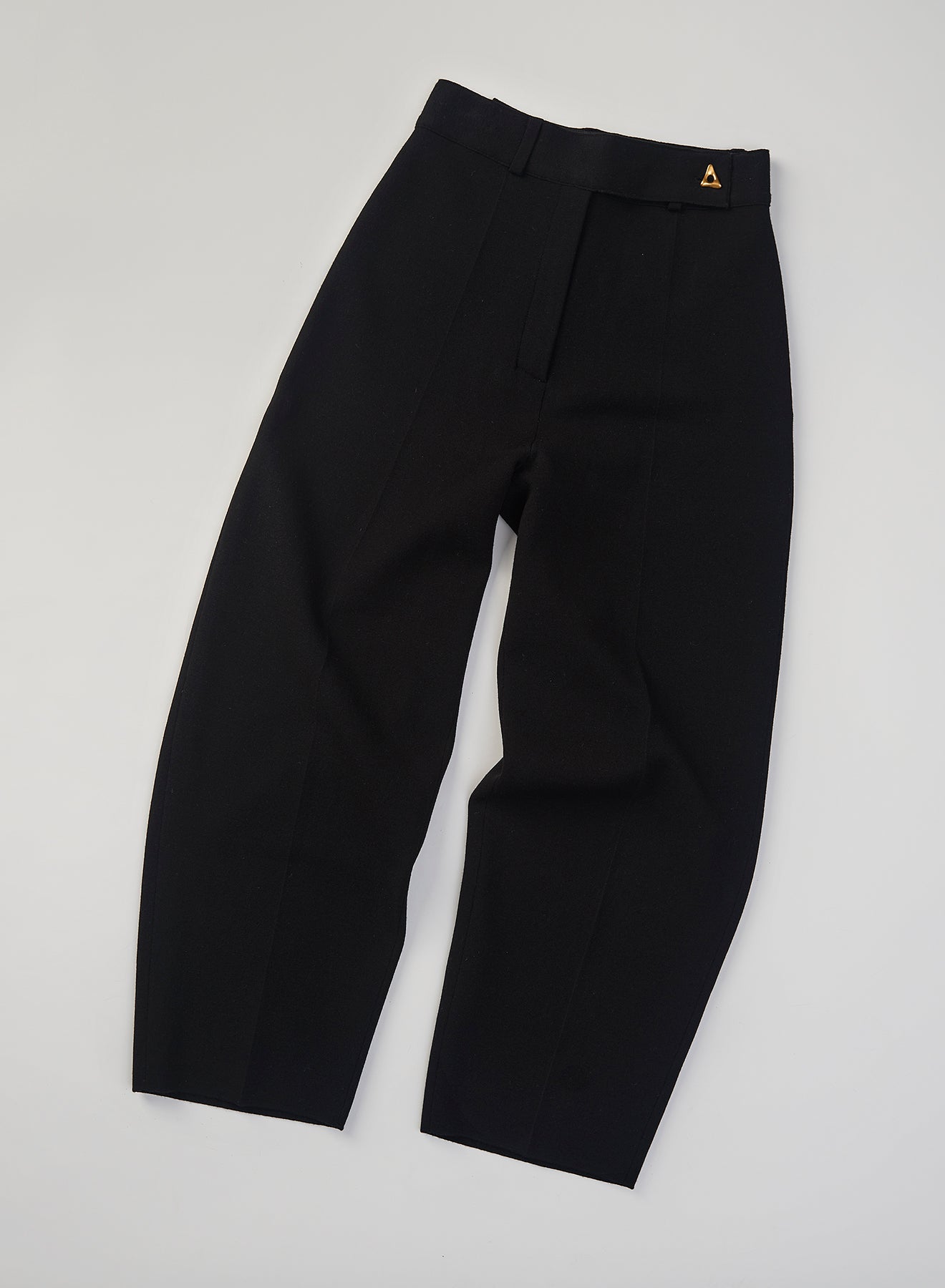 AERON MADELEINE Knitted suiting pants – black