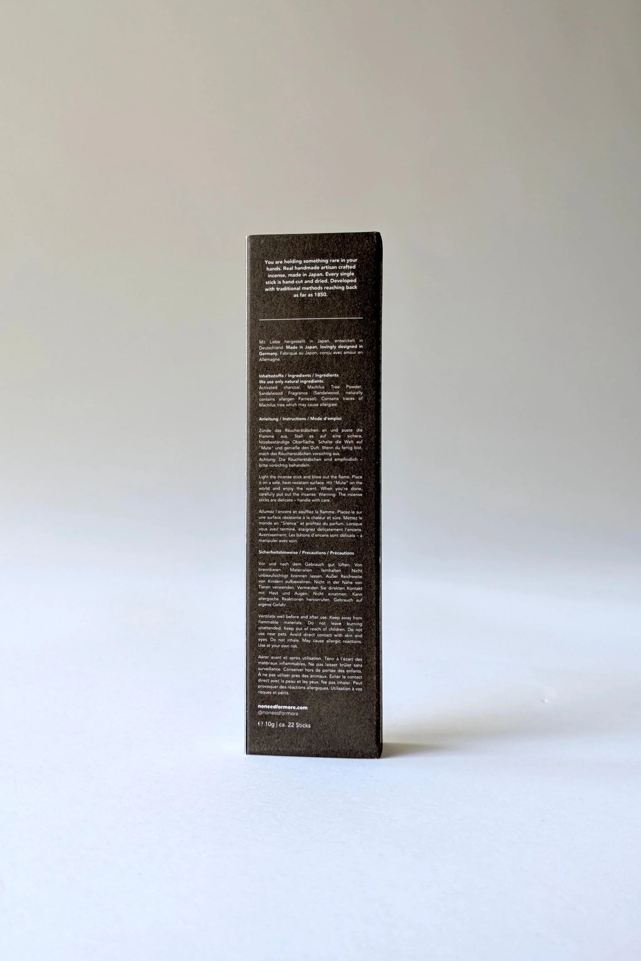 Verdancia-no need for more - Natürliche Räucherstäbchen - "Offline" - sanftes Sandelholz-Räucherstäbchen-Black-Deal-Outlet-by-ARCHIVIST