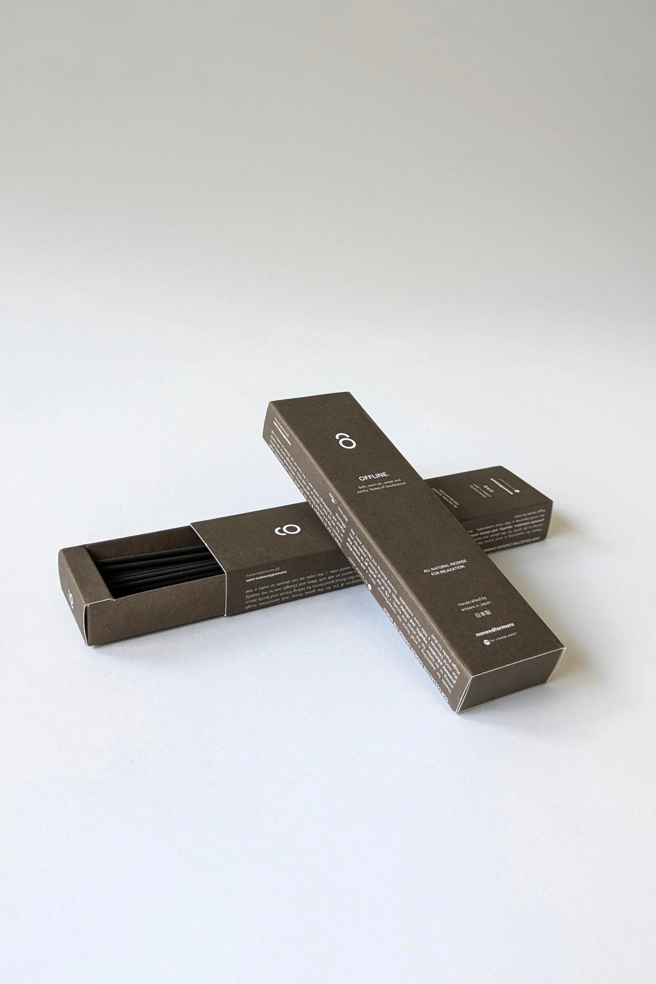 Verdancia-no need for more - Natürliche Räucherstäbchen - "Offline" - sanftes Sandelholz-Räucherstäbchen-Black-Deal-Outlet-by-ARCHIVIST