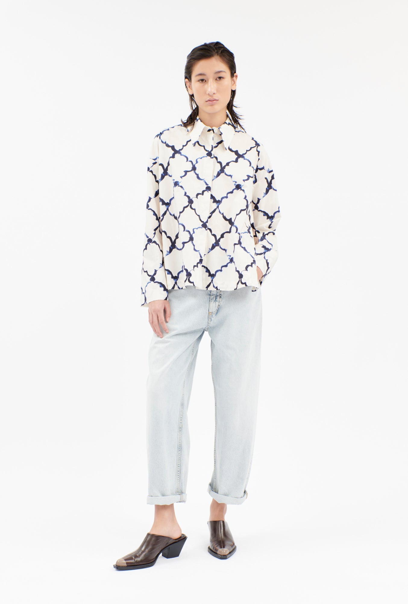 Odeeh-Painted Arabesque Pop Bluse, Pigment-Hemden & Blusen-Black-Deal-Outlet-by-ARCHIVIST