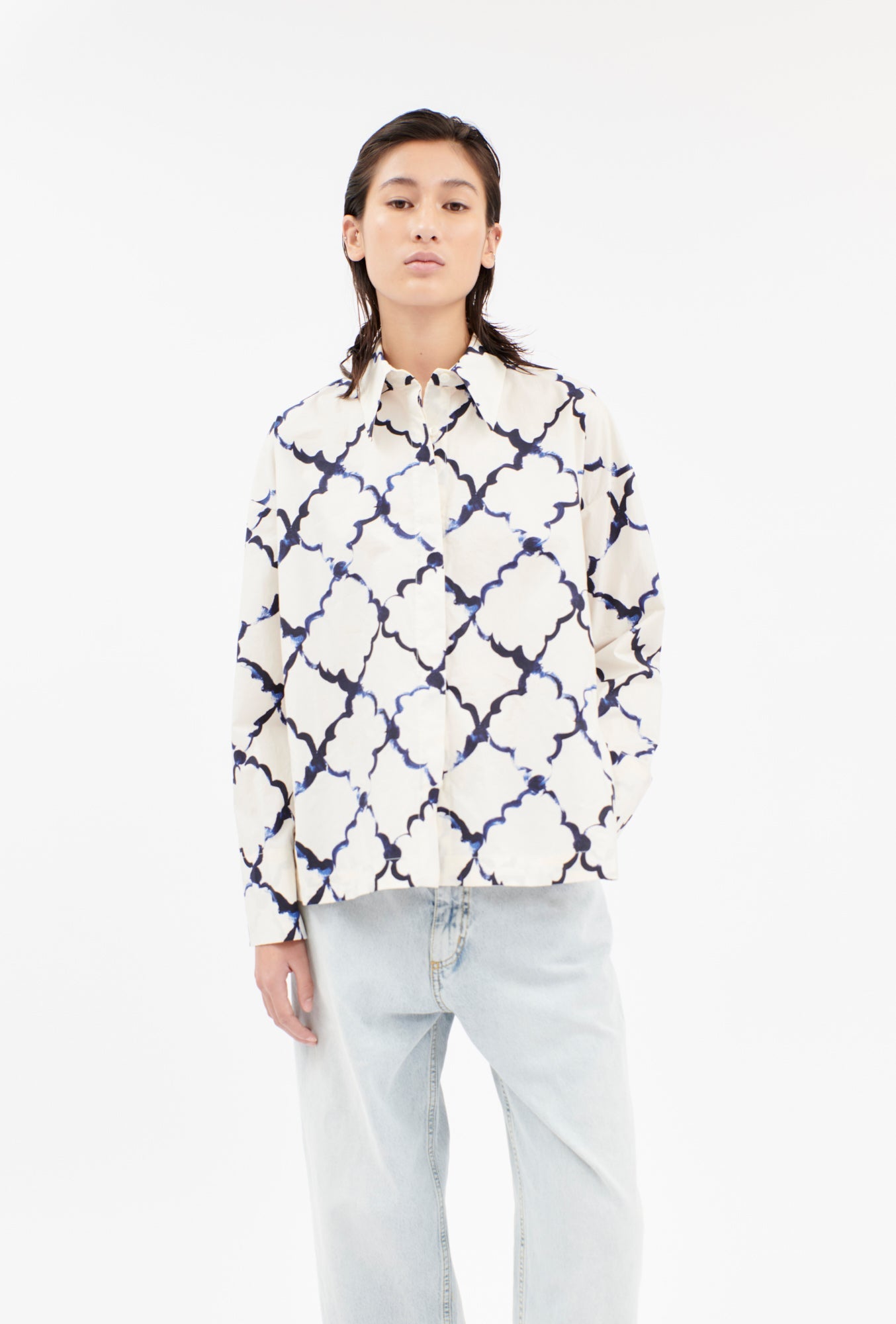 Odeeh-Painted Arabesque Pop Bluse, Pigment-Hemden & Blusen-Black-Deal-Outlet-by-ARCHIVIST