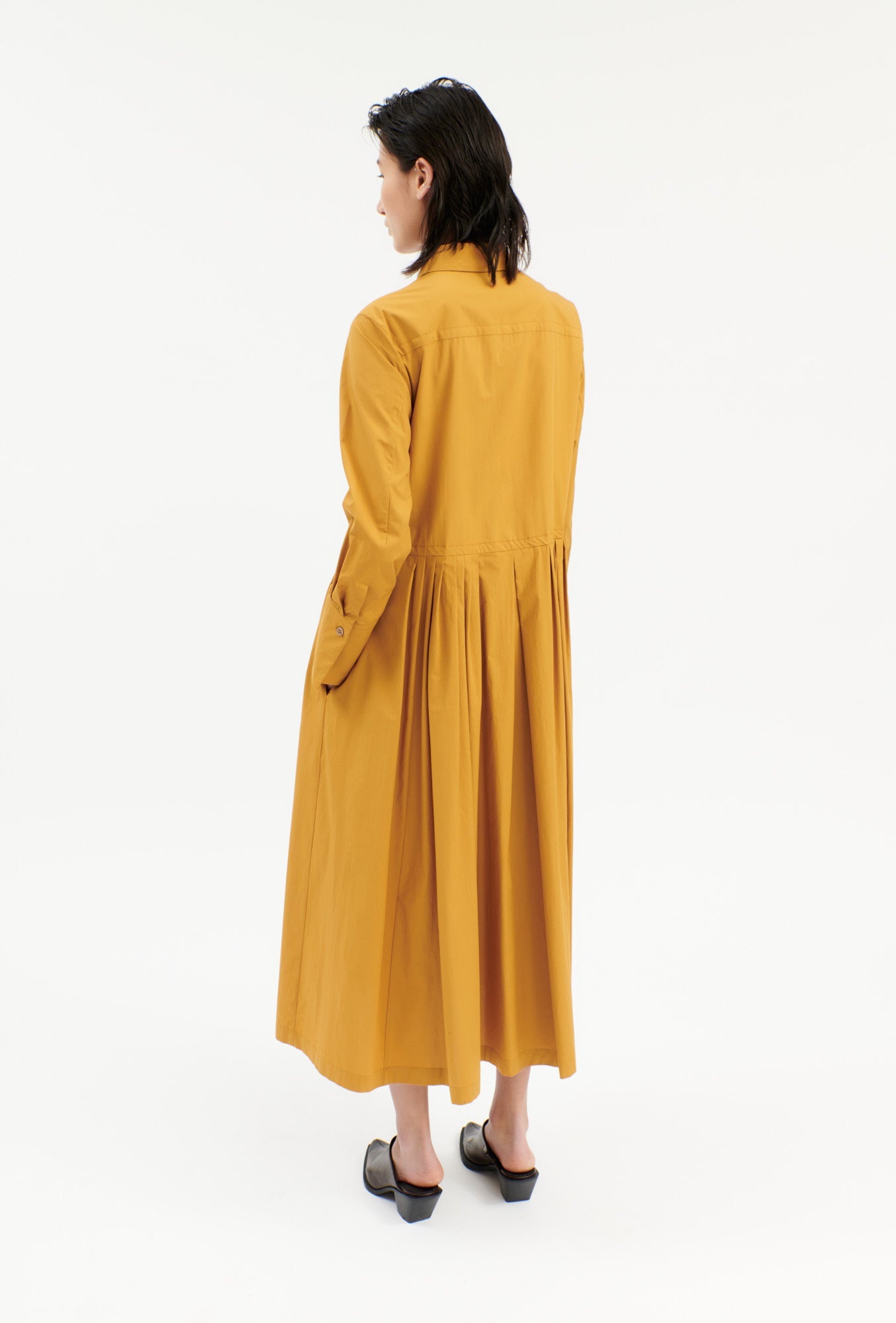 Odeeh-Poplin Kleid, Saffran-Kleider & Röcke-Black-Deal-Outlet-by-ARCHIVIST