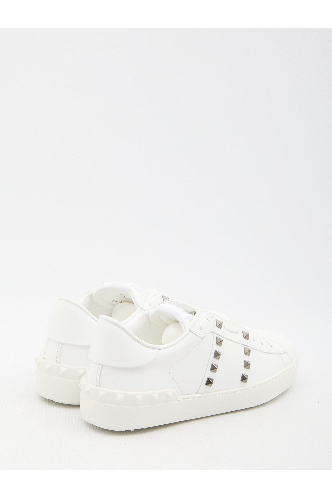 VALENTINO GARAVANI-OUTLET-SALE-Rockstud Untitled sneakers-ARCHIVIST