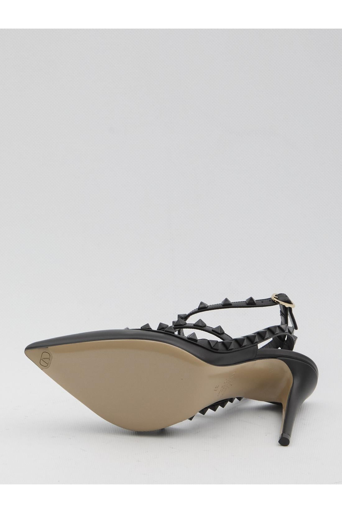 Valentino Garavani-OUTLET-SALE-Rockstud pumps-ARCHIVIST