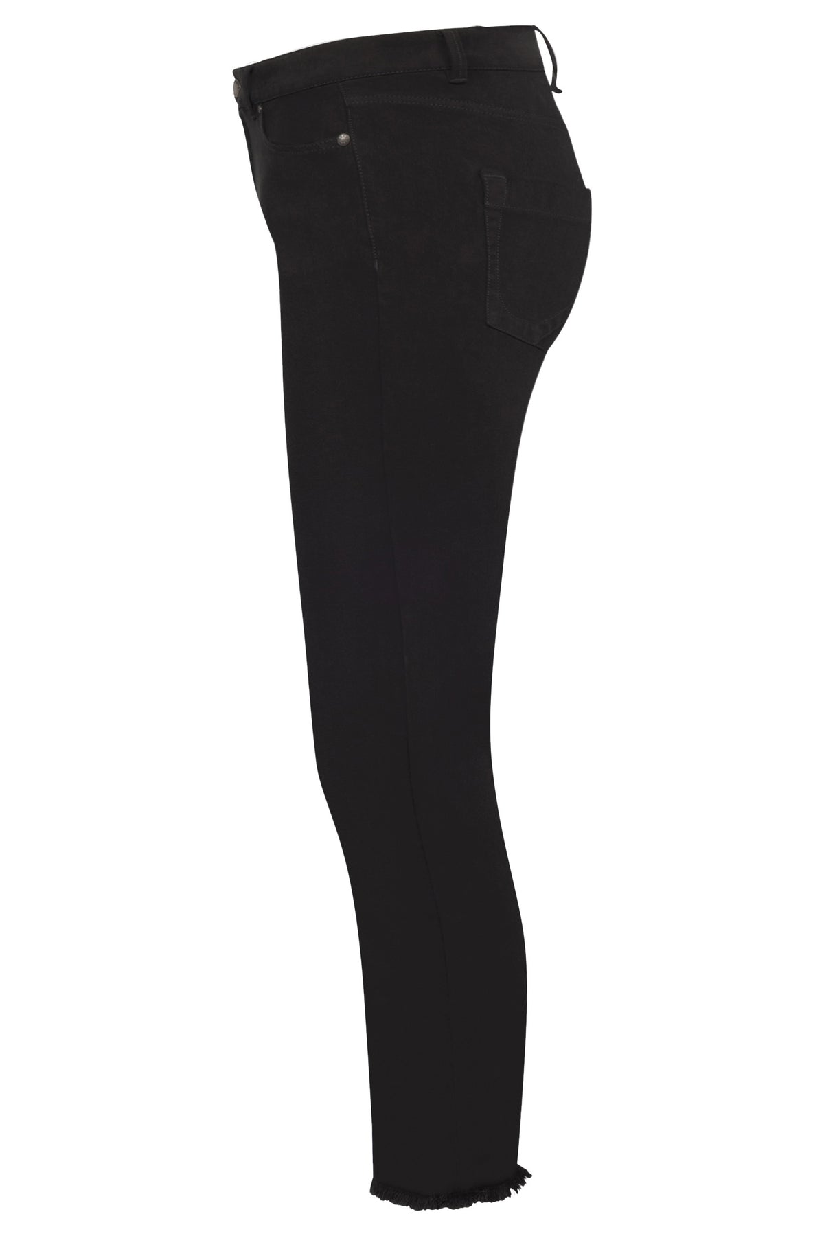 Claire Cropped